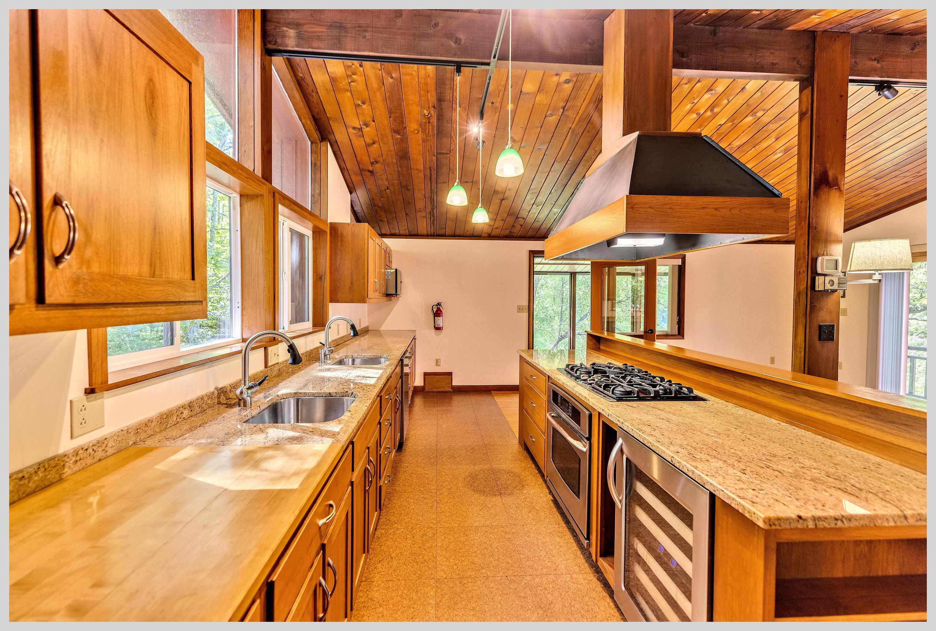 206 River Rd, Groton, NH 03266
