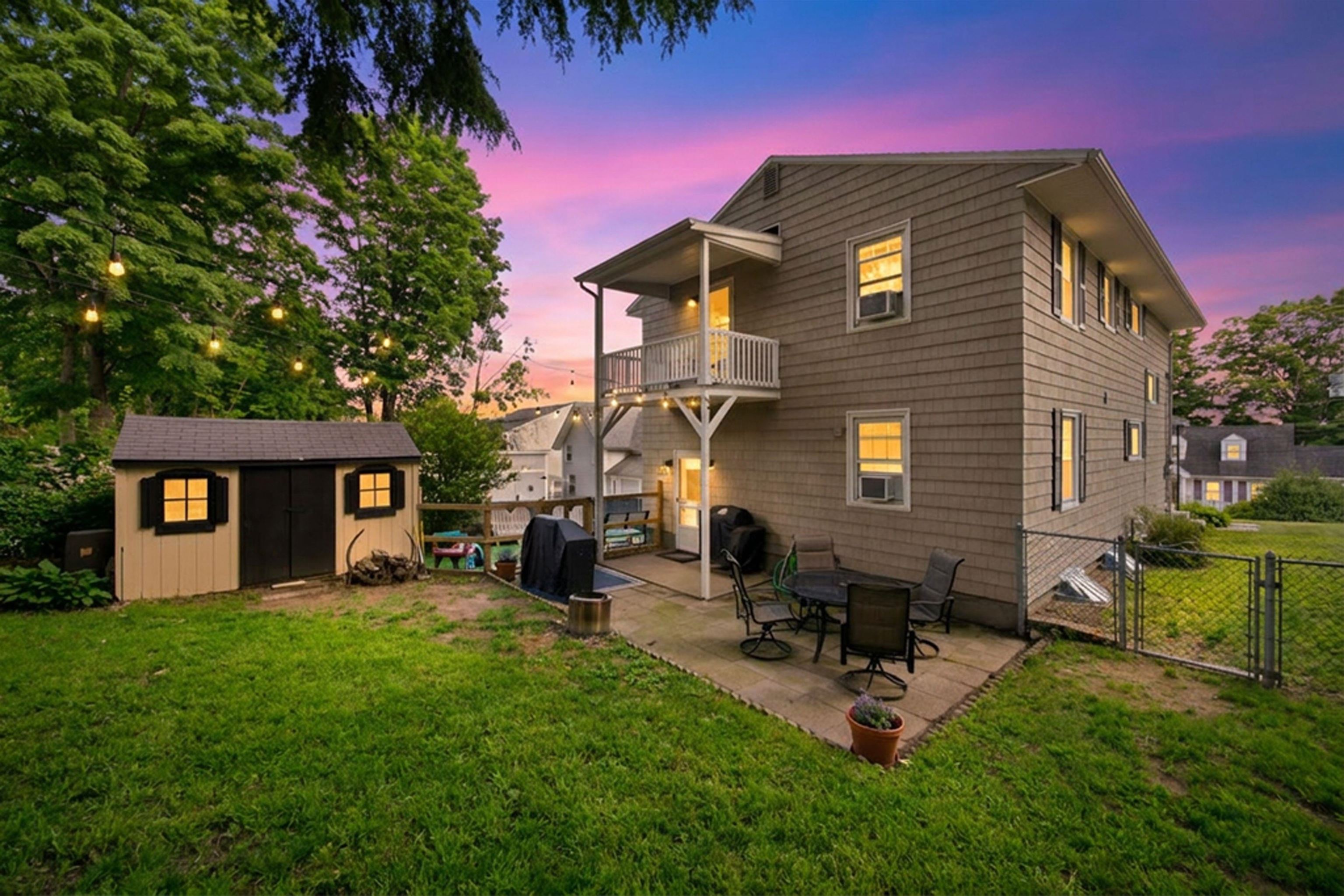 518 Central St, Manchester, NH 03103