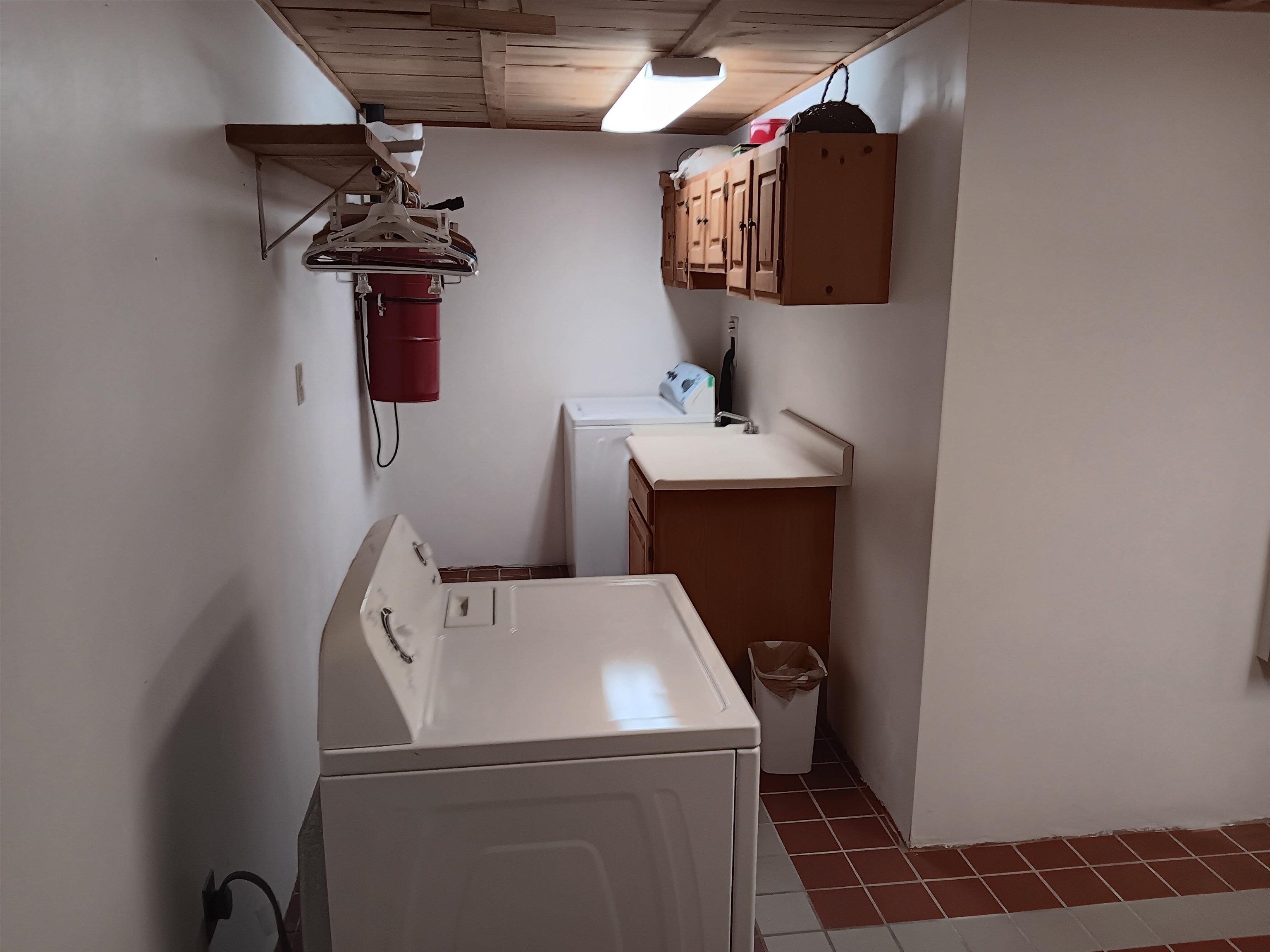 220 Grandview Rd, Conway, NH 03818