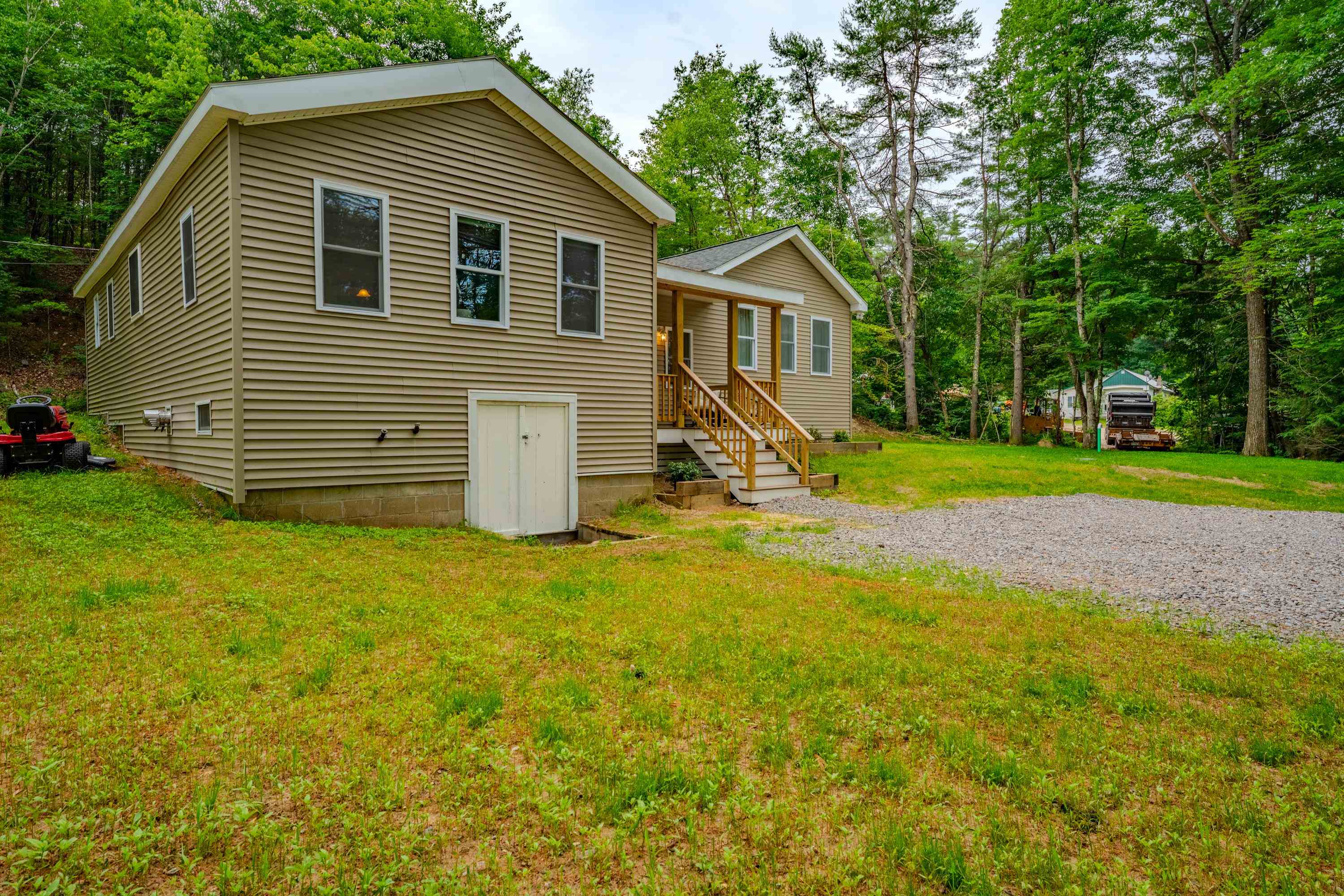 3421 River Rd, Bridgewater, NH 03264