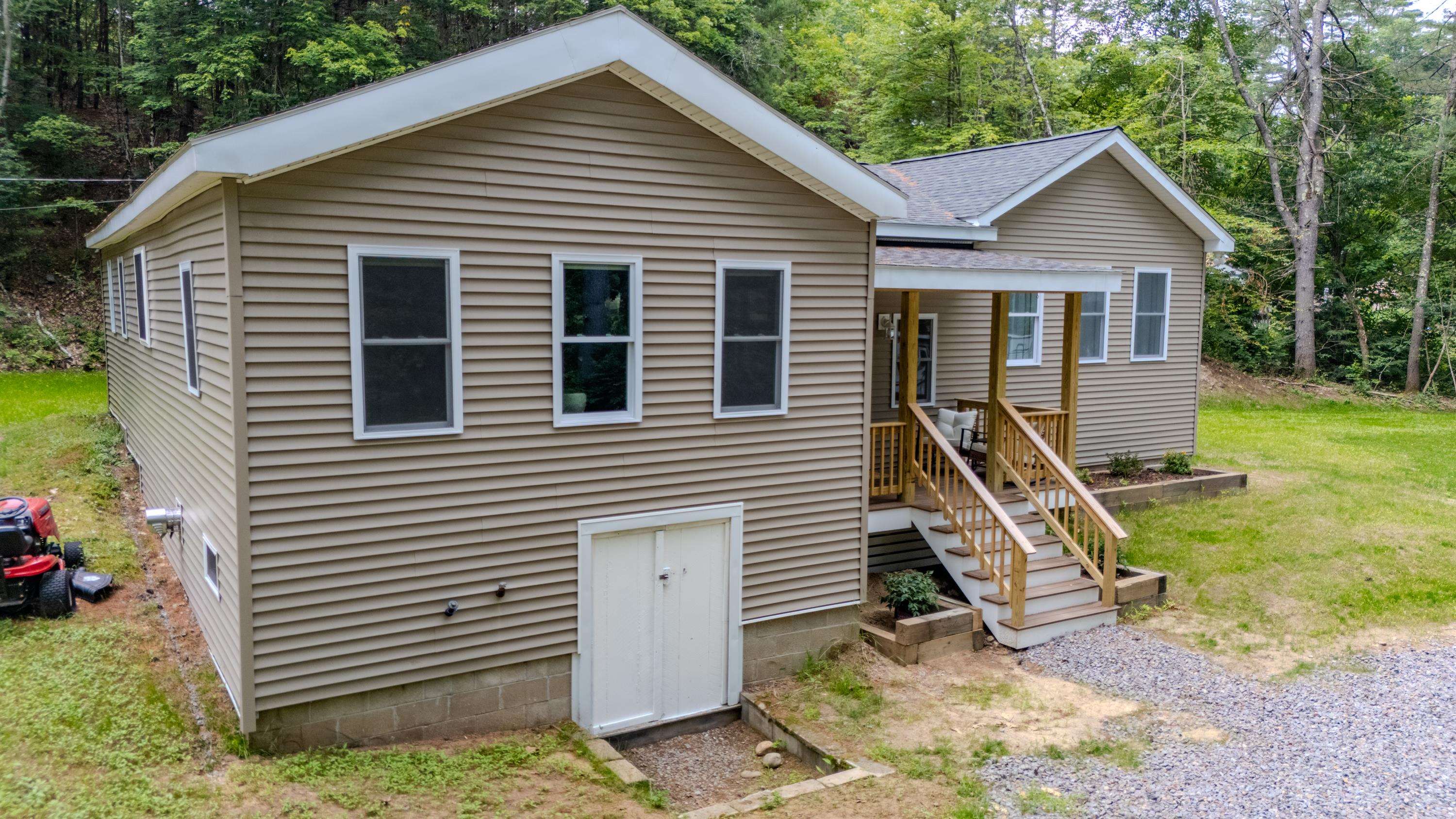 3421 River Rd, Bridgewater, NH 03264