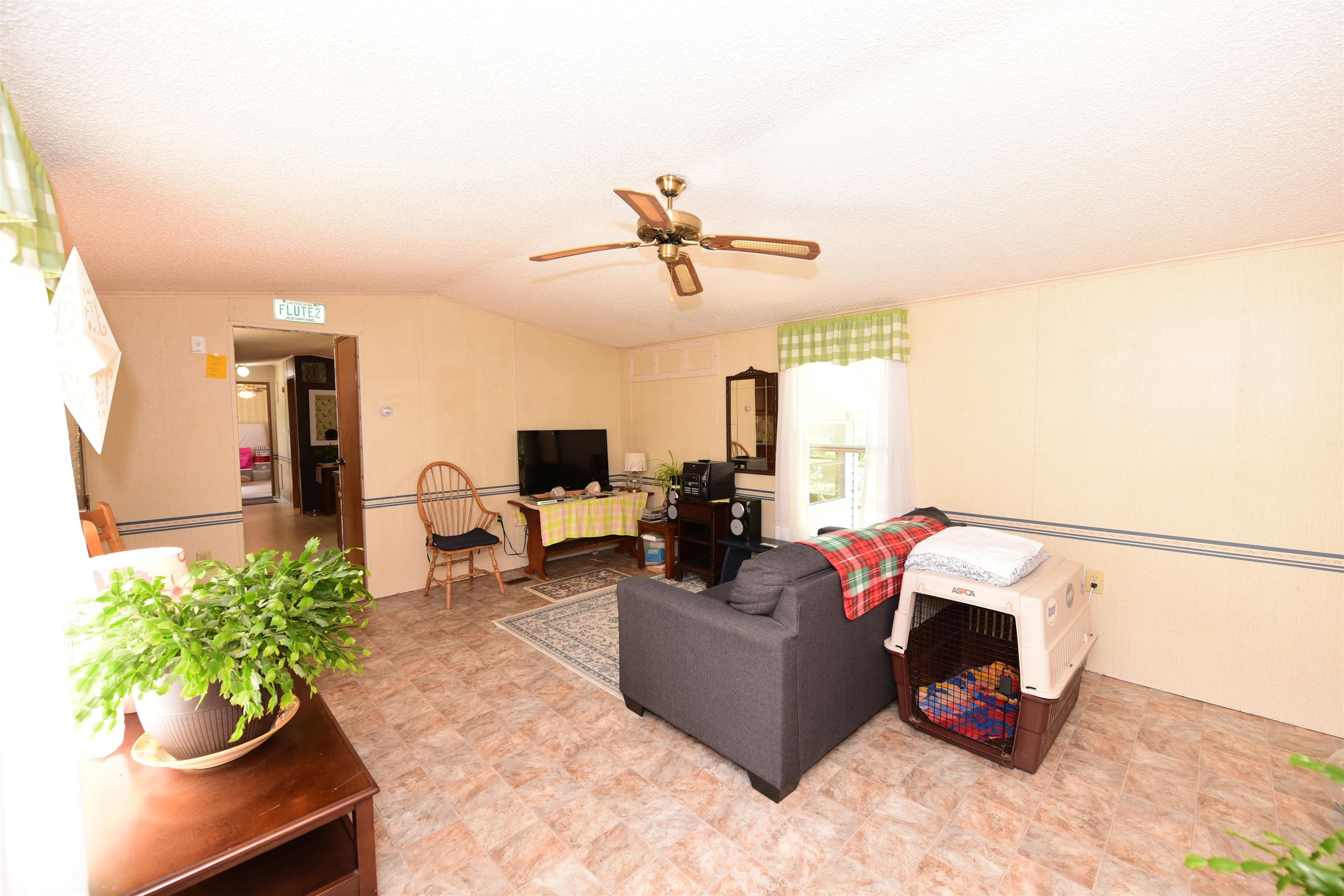 33 Buckingham Dr, Conway, NH 03860
