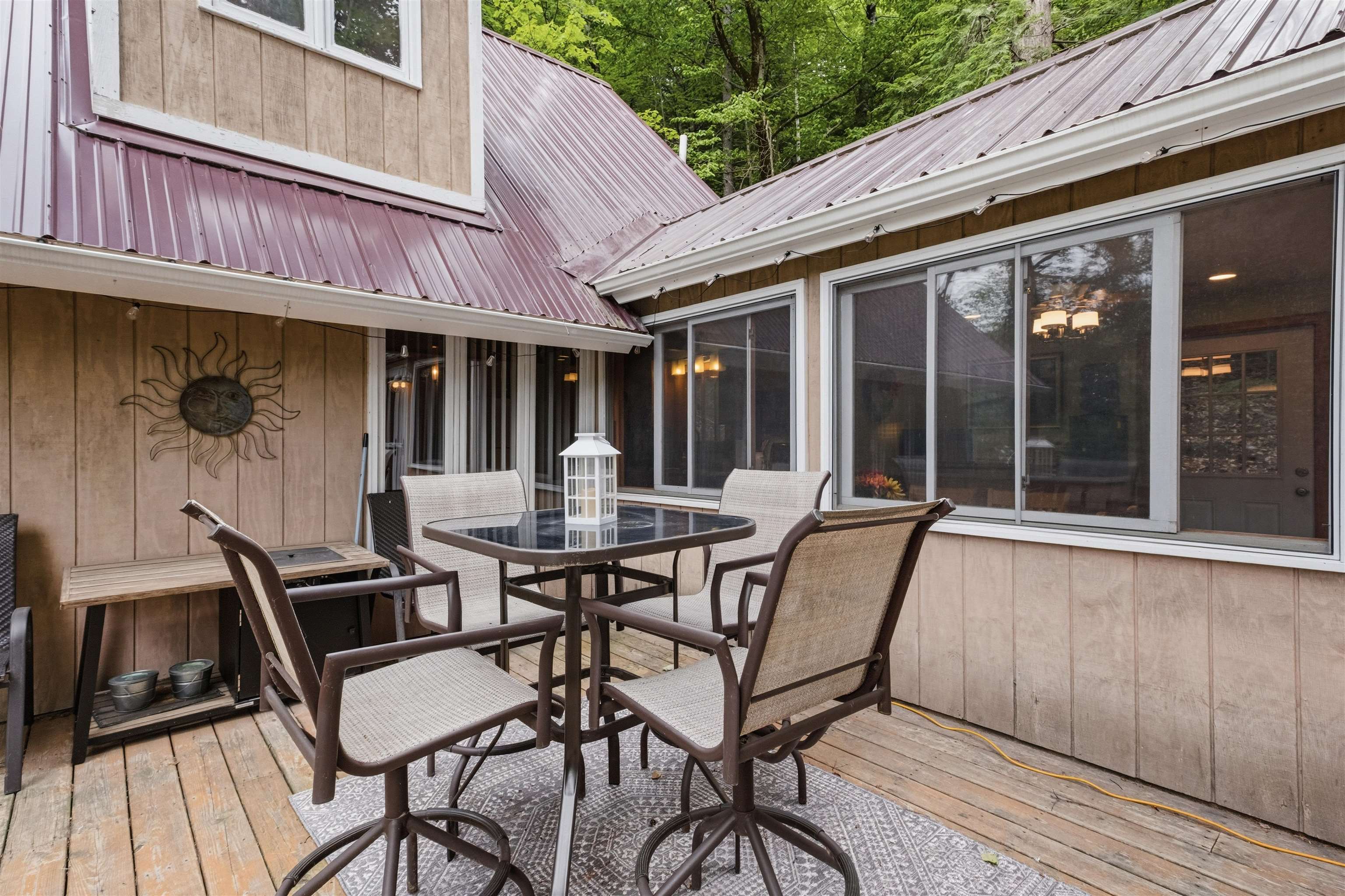 43 Eidelweiss Dr, Madison, NH 03849