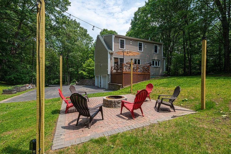 42 Moses Carr Rd, Rollinsford, NH 03869