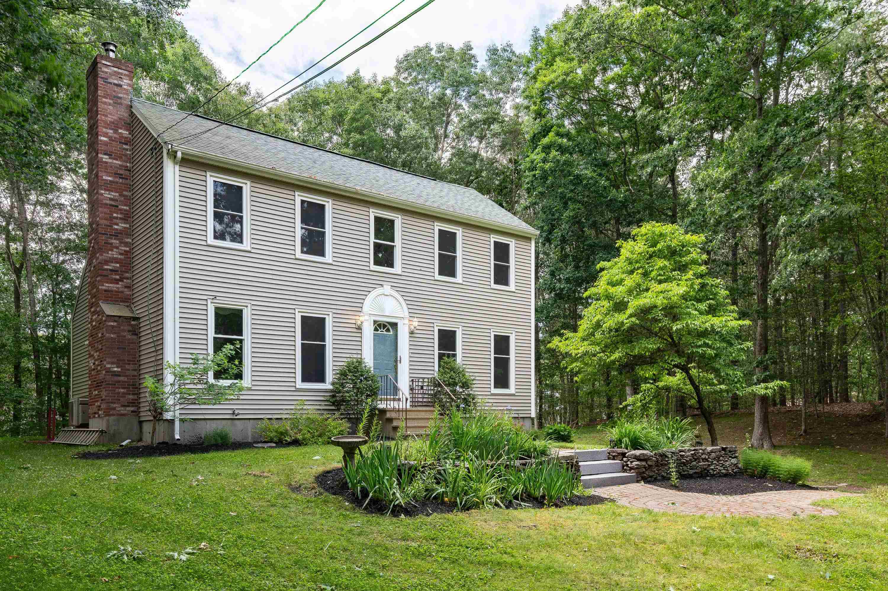 42 Moses Carr Rd, Rollinsford, NH 03869