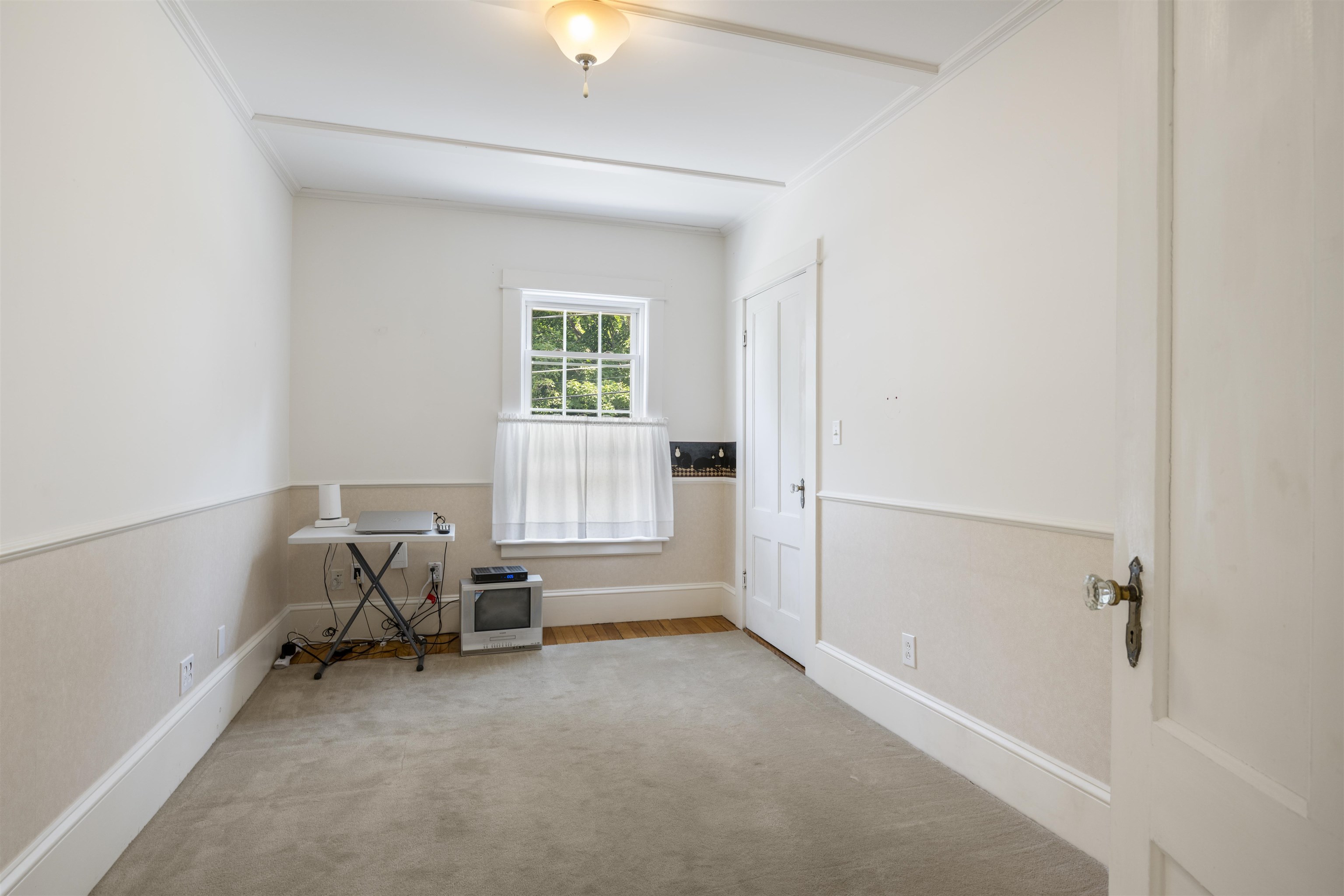15 Richardson St, Lancaster, NH 03584
