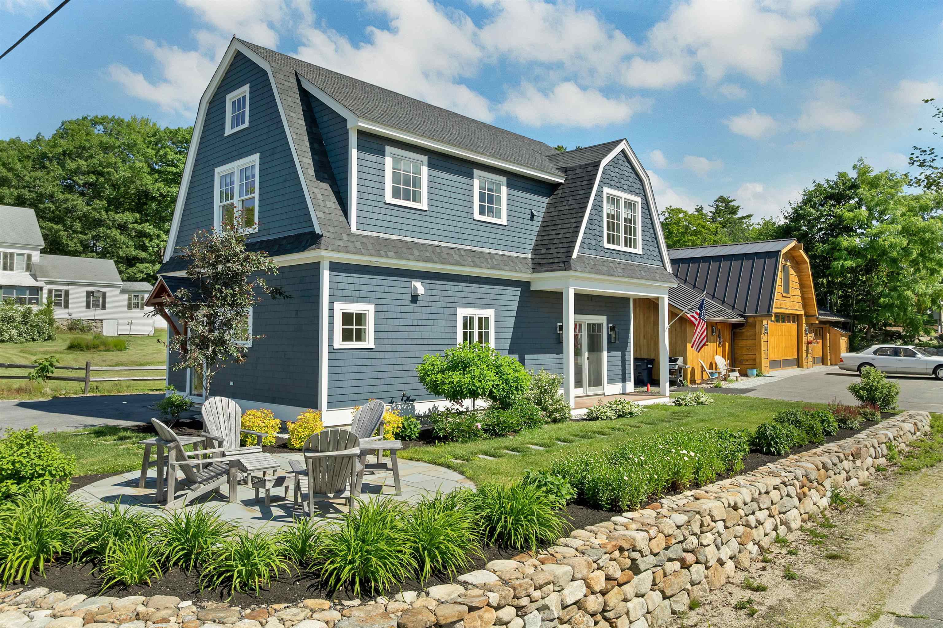 46 King St, Wolfeboro, NH 03894