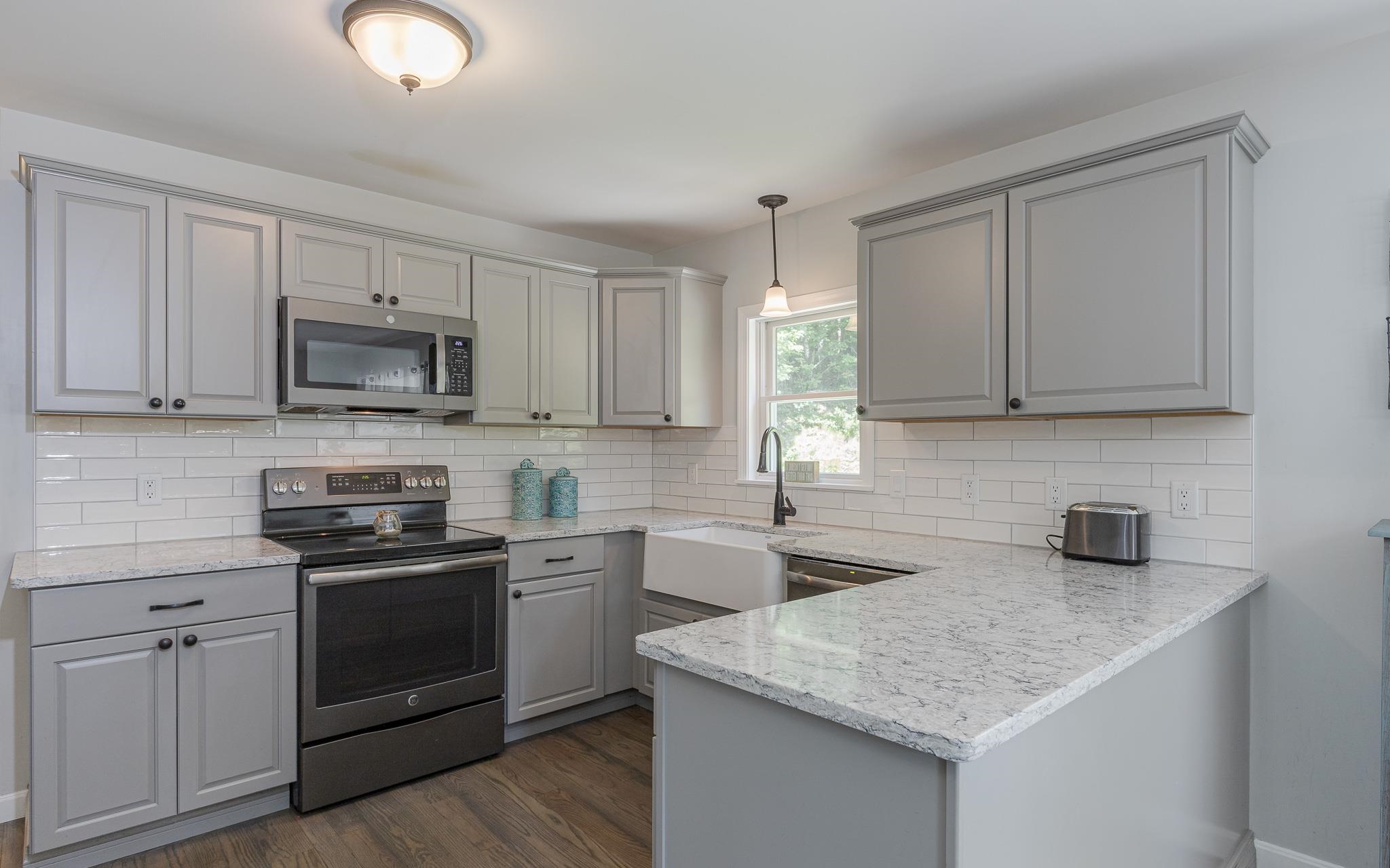 122 Eaton Rd, Swanzey, NH 03446