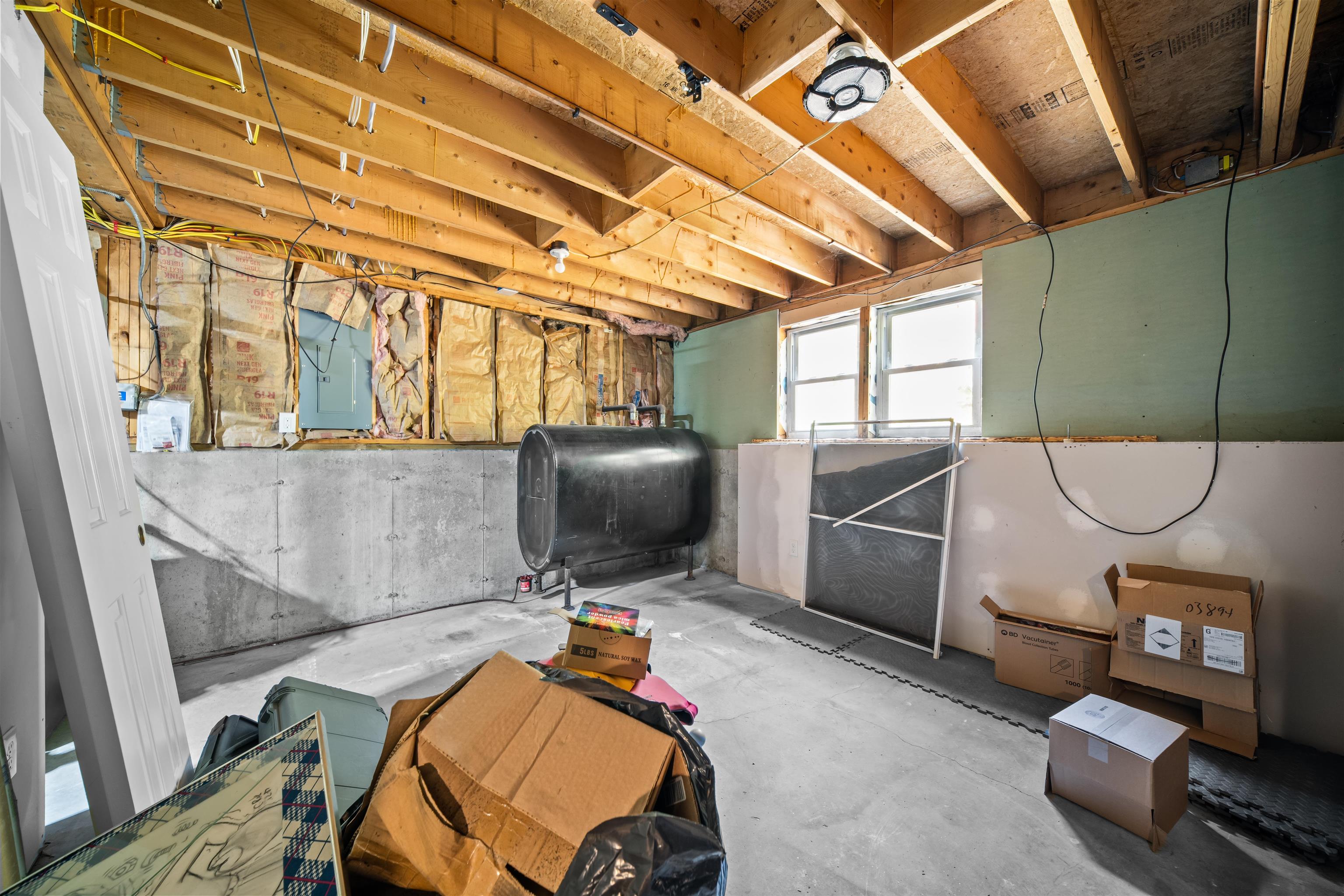 47 Henry Dr, Effingham, NH 03882