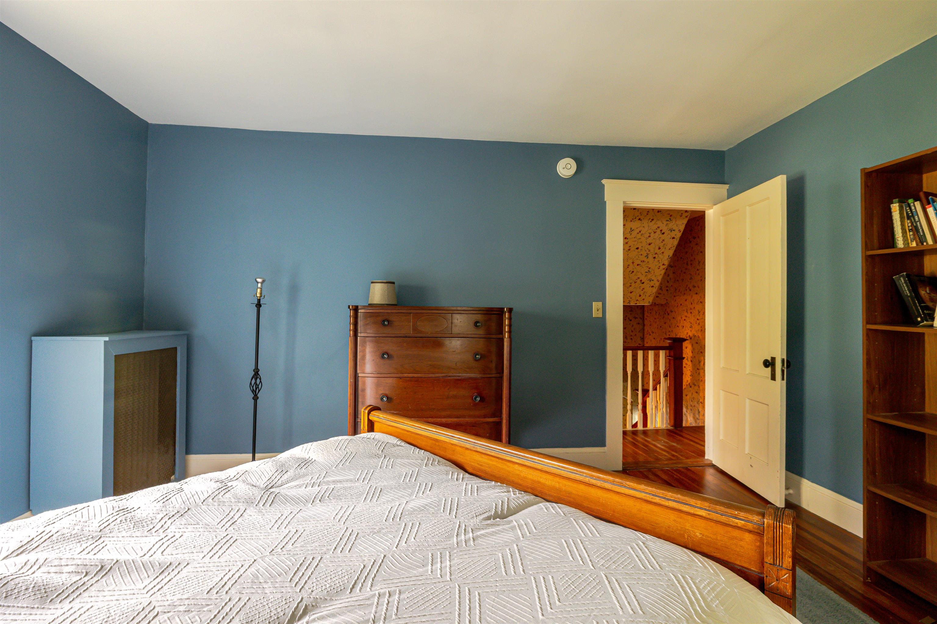 121 Franklin St, Concord, NH 03301
