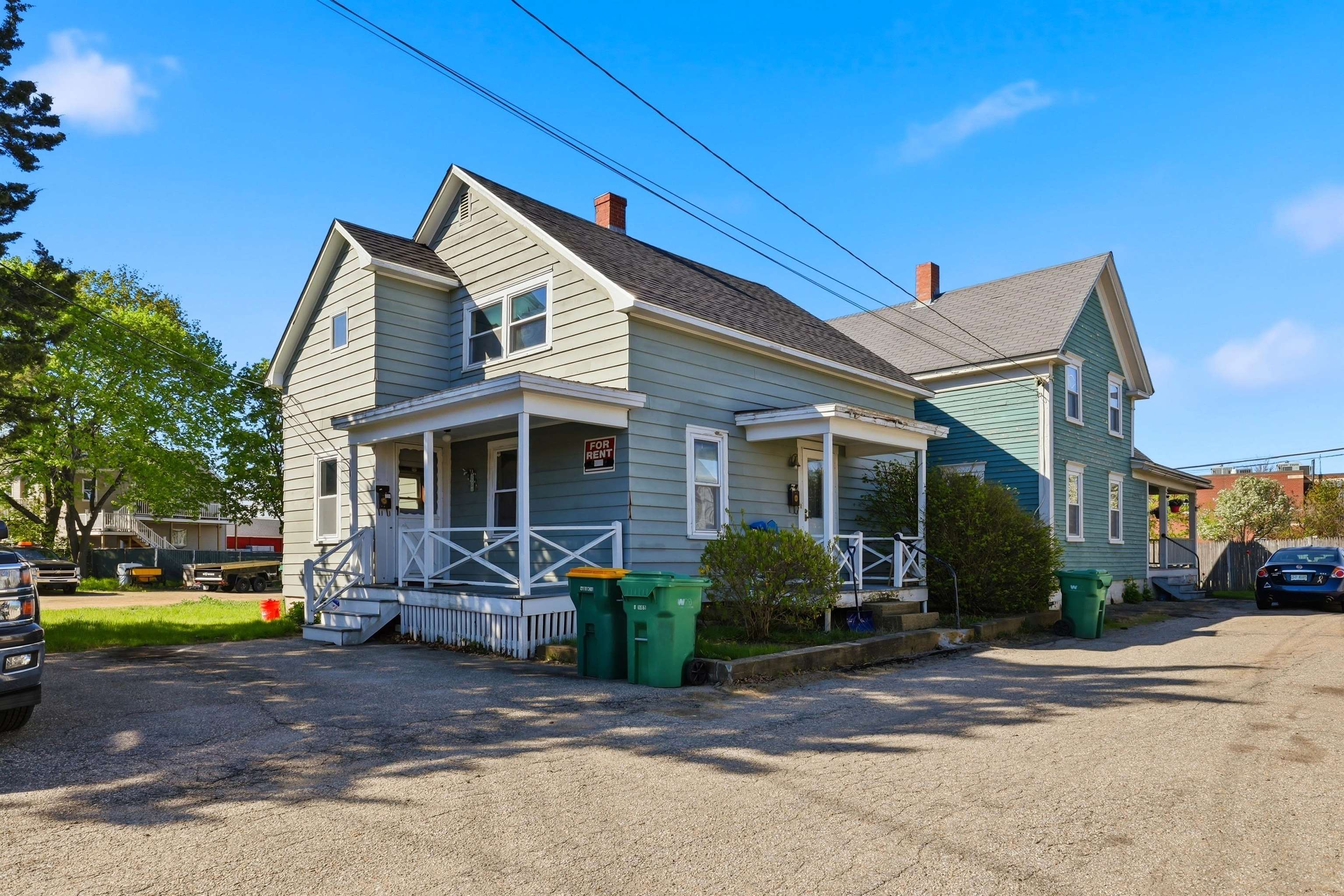 7 Wallace St, Rochester, NH 03839