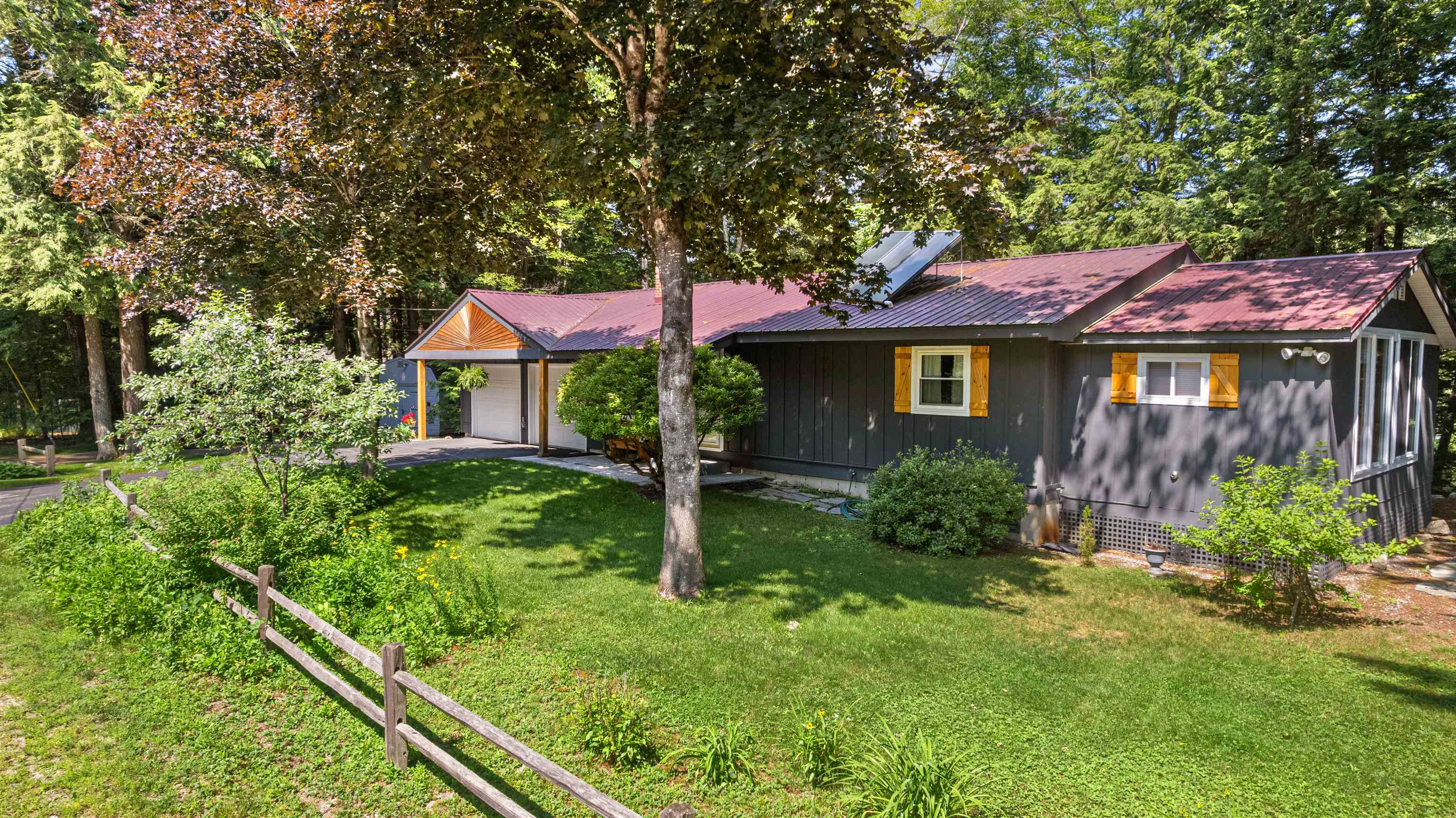 151 New Hampshire Dr, Webster, NH 03303