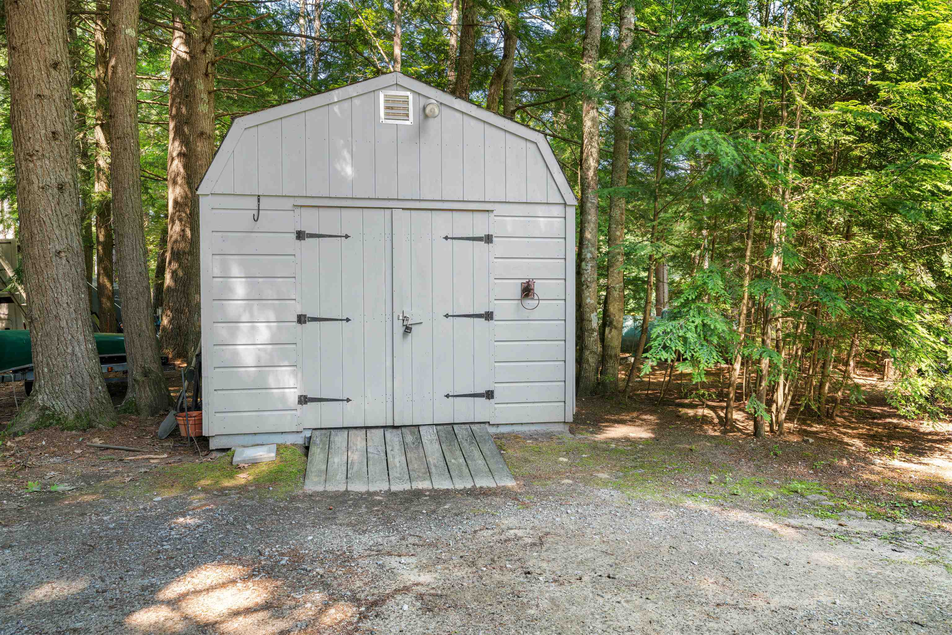 151 New Hampshire Dr, Webster, NH 03303