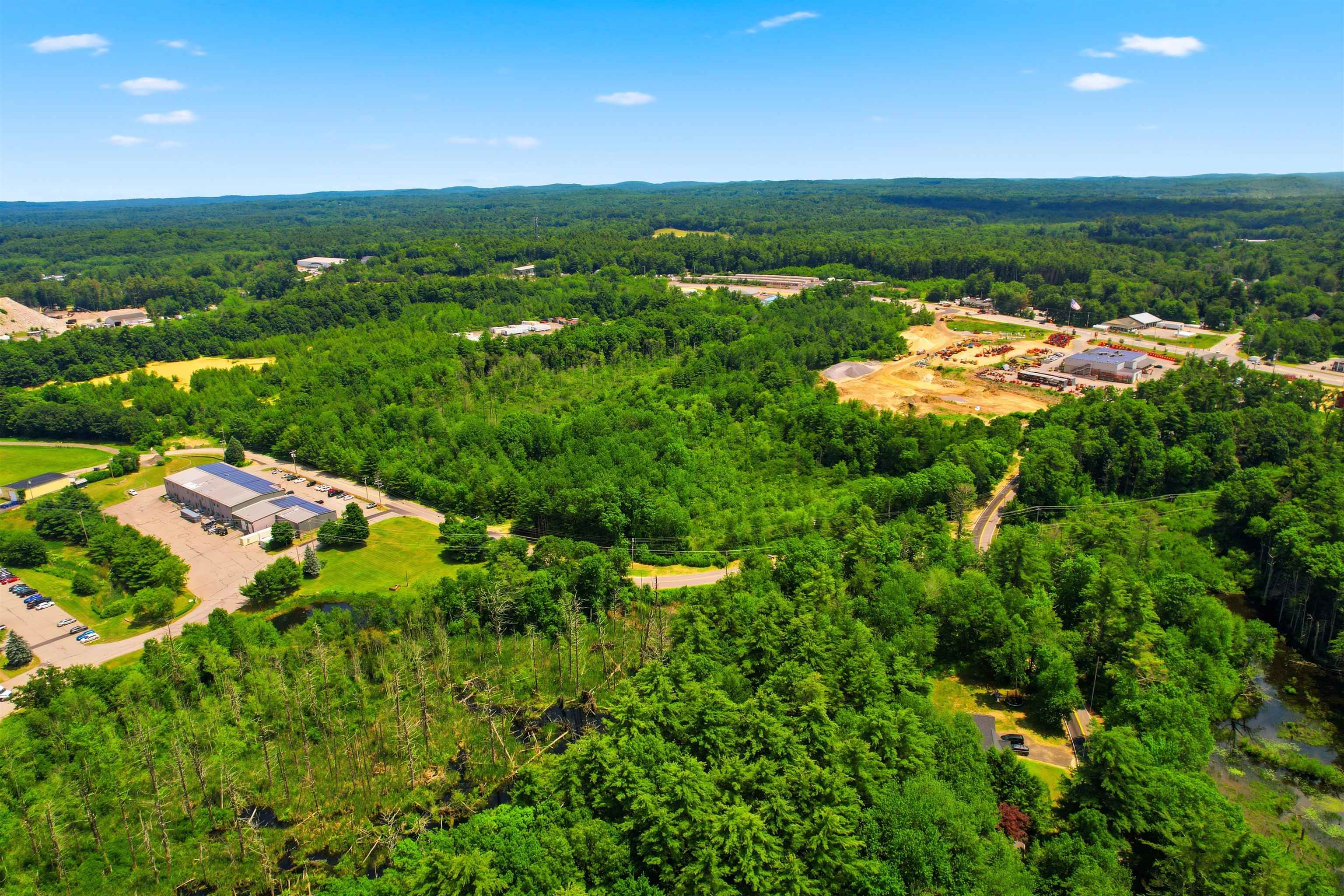 36 Old County Rd, Plaistow, NH 03865