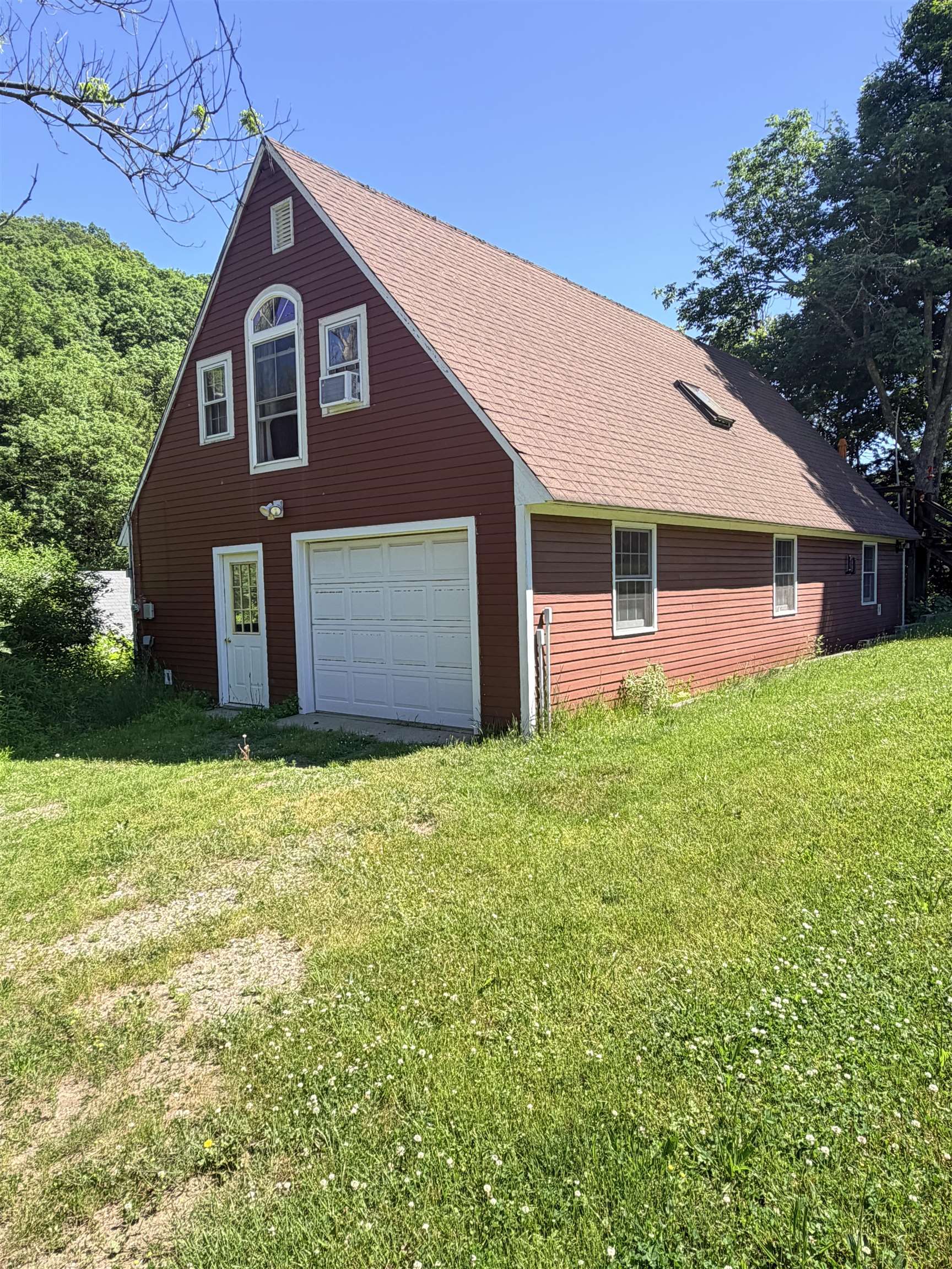 87 Mechanic St, Alstead, NH 03602
