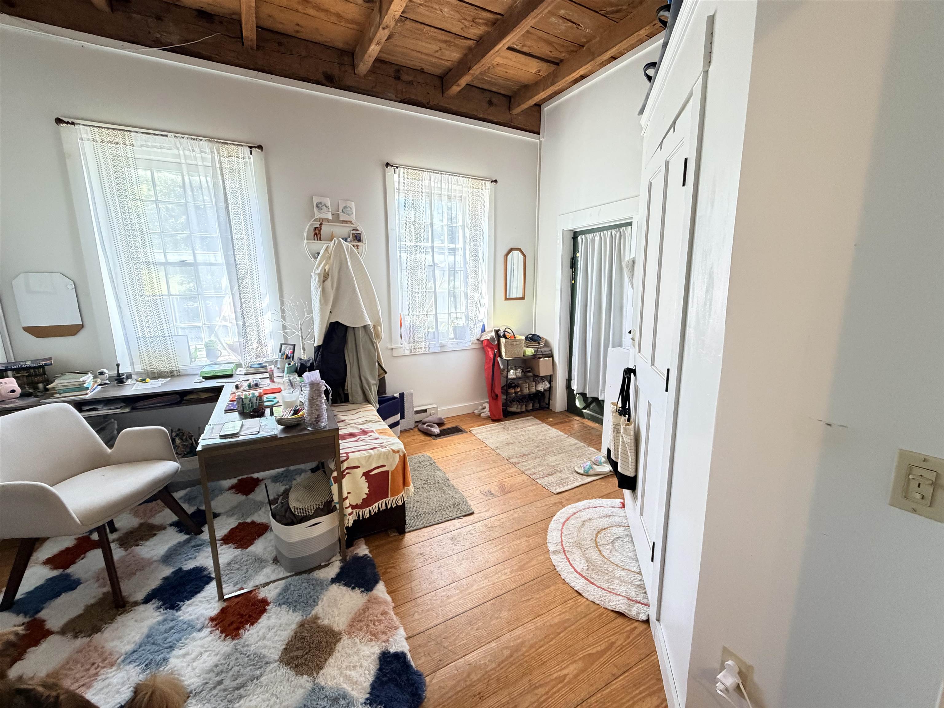 1st floor unit entry