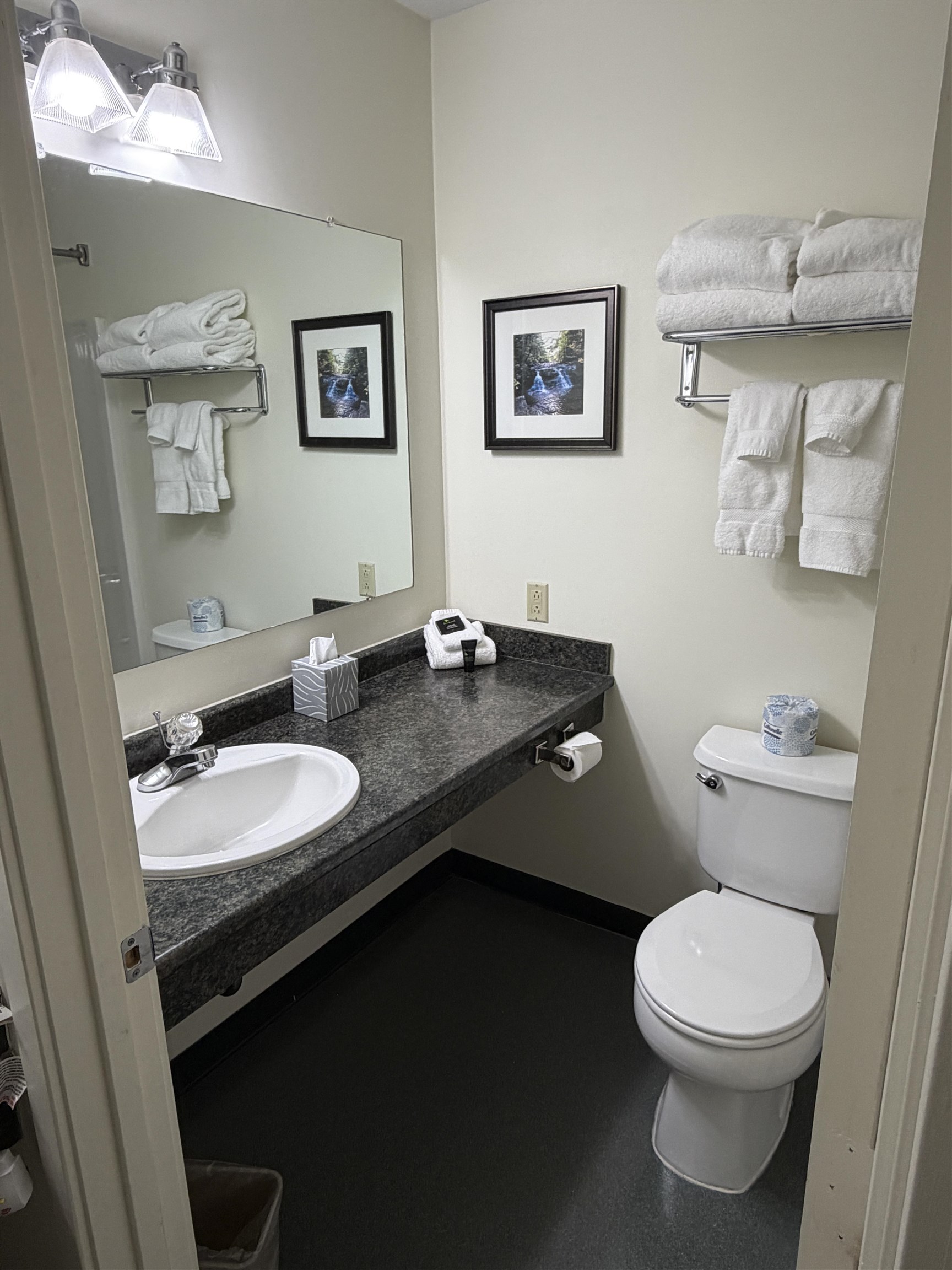 106108 Grand Summit Dr #106/108, Bartlett, NH 03812
