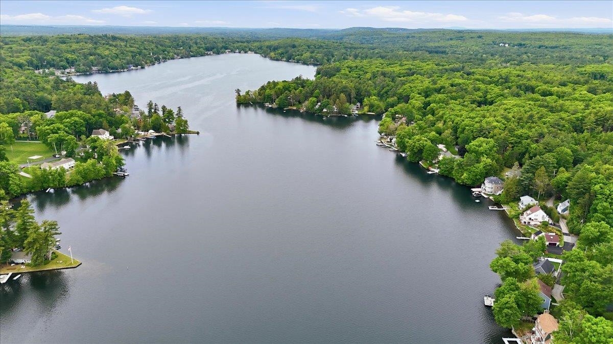 27 North Shore Rd, Windham, NH 03087
