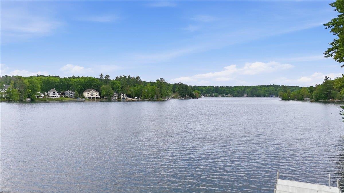 27 North Shore Rd, Windham, NH 03087
