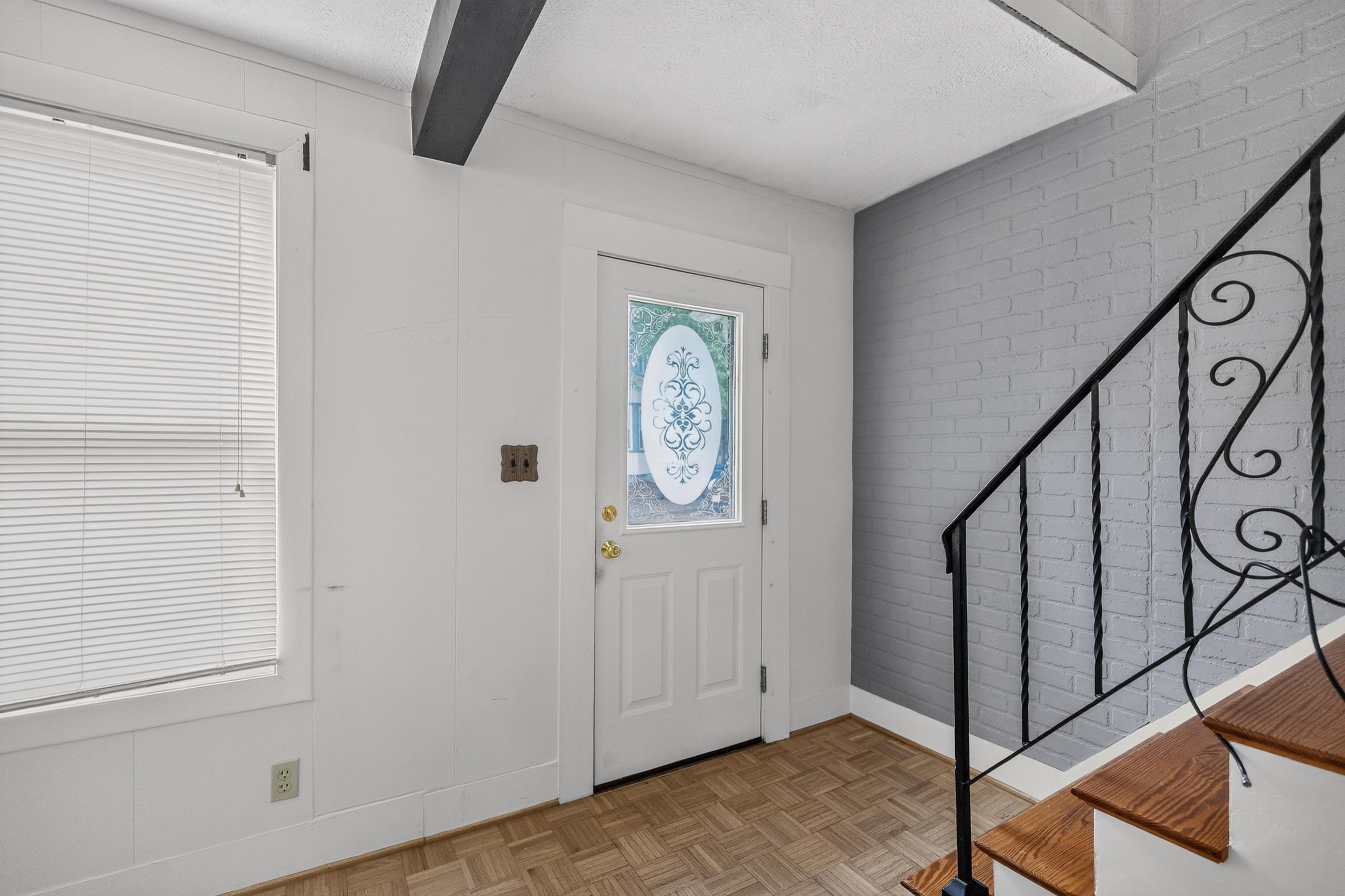 148 Parker St, Manchester, NH 03102