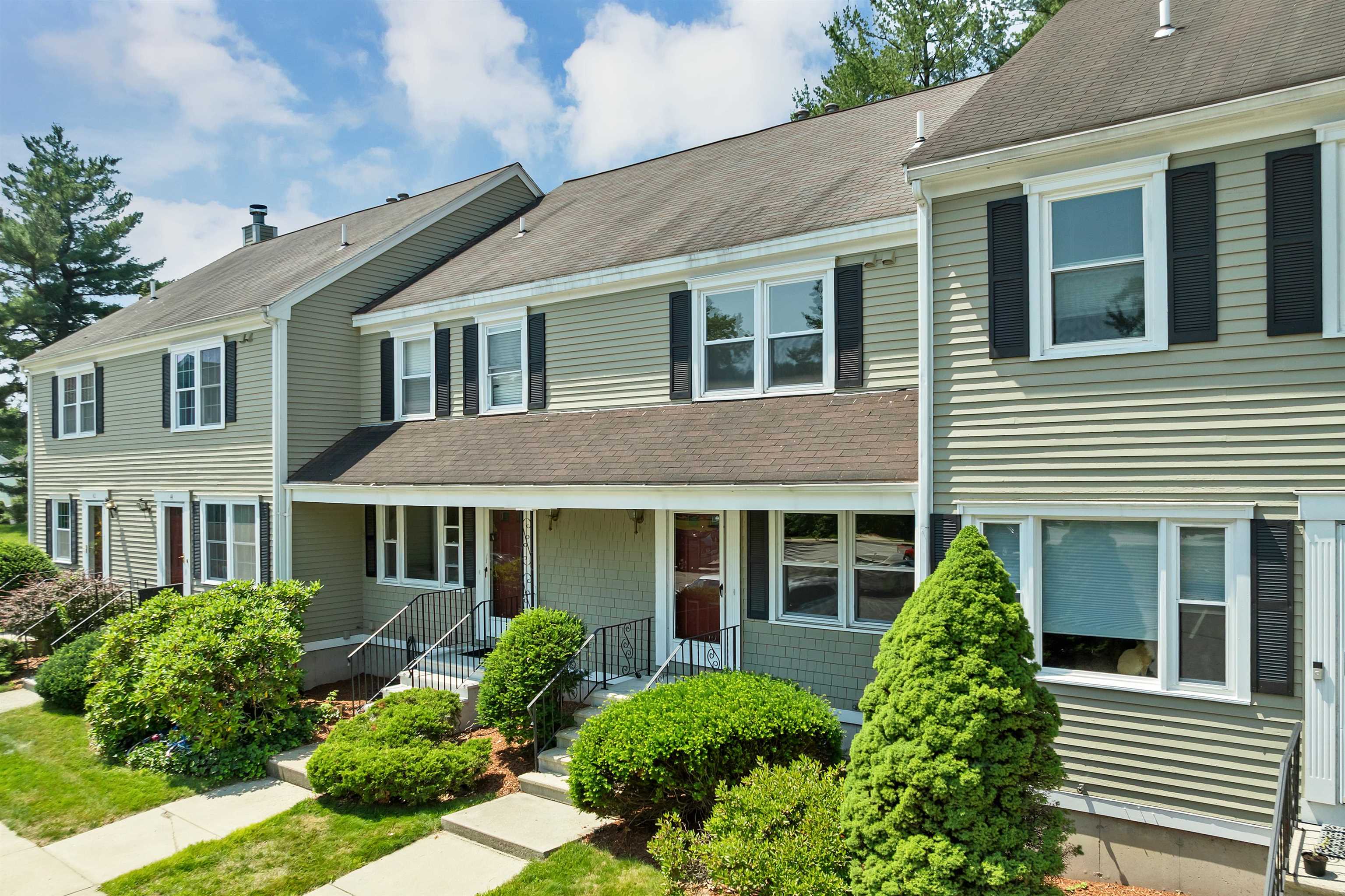 48 Cadogan Way, Nashua, NH 03062