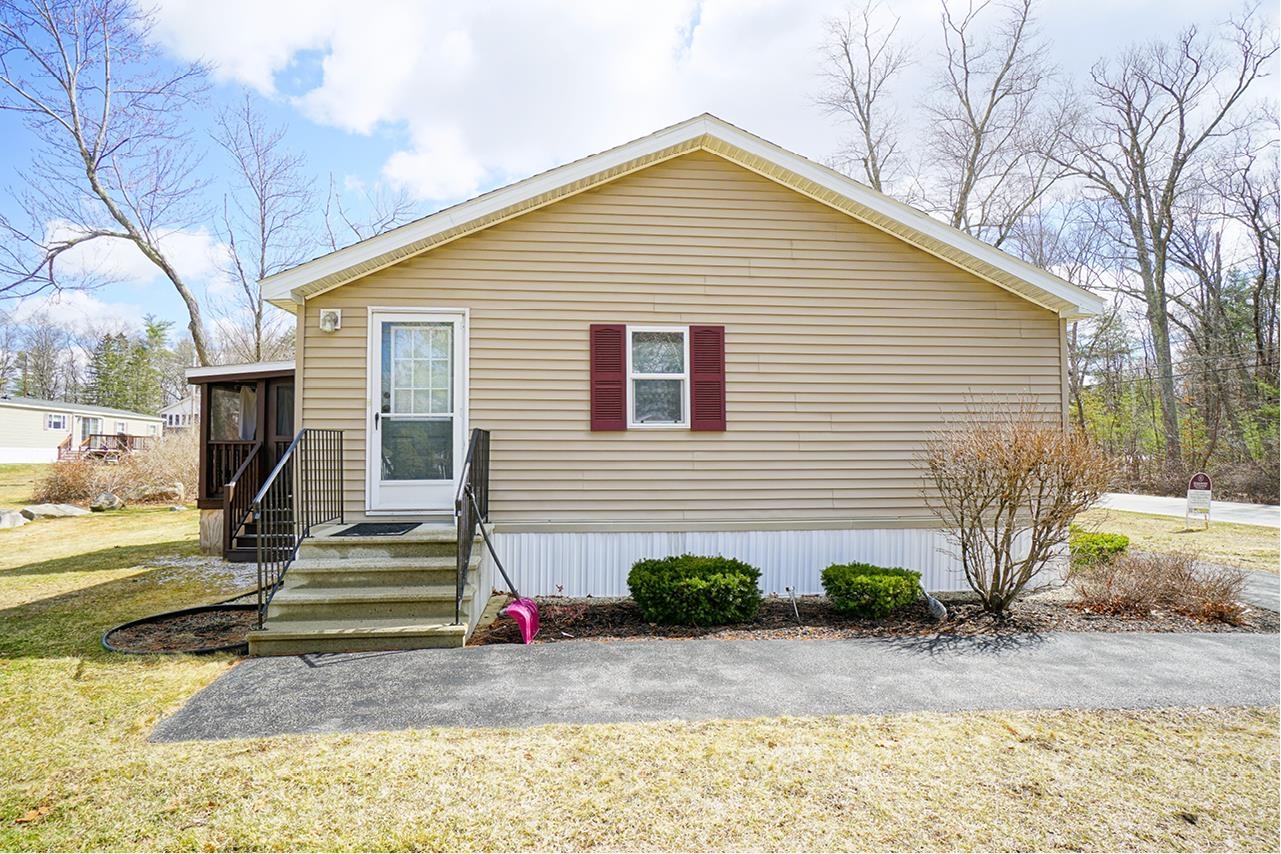 28 West St, Salem, NH 03079