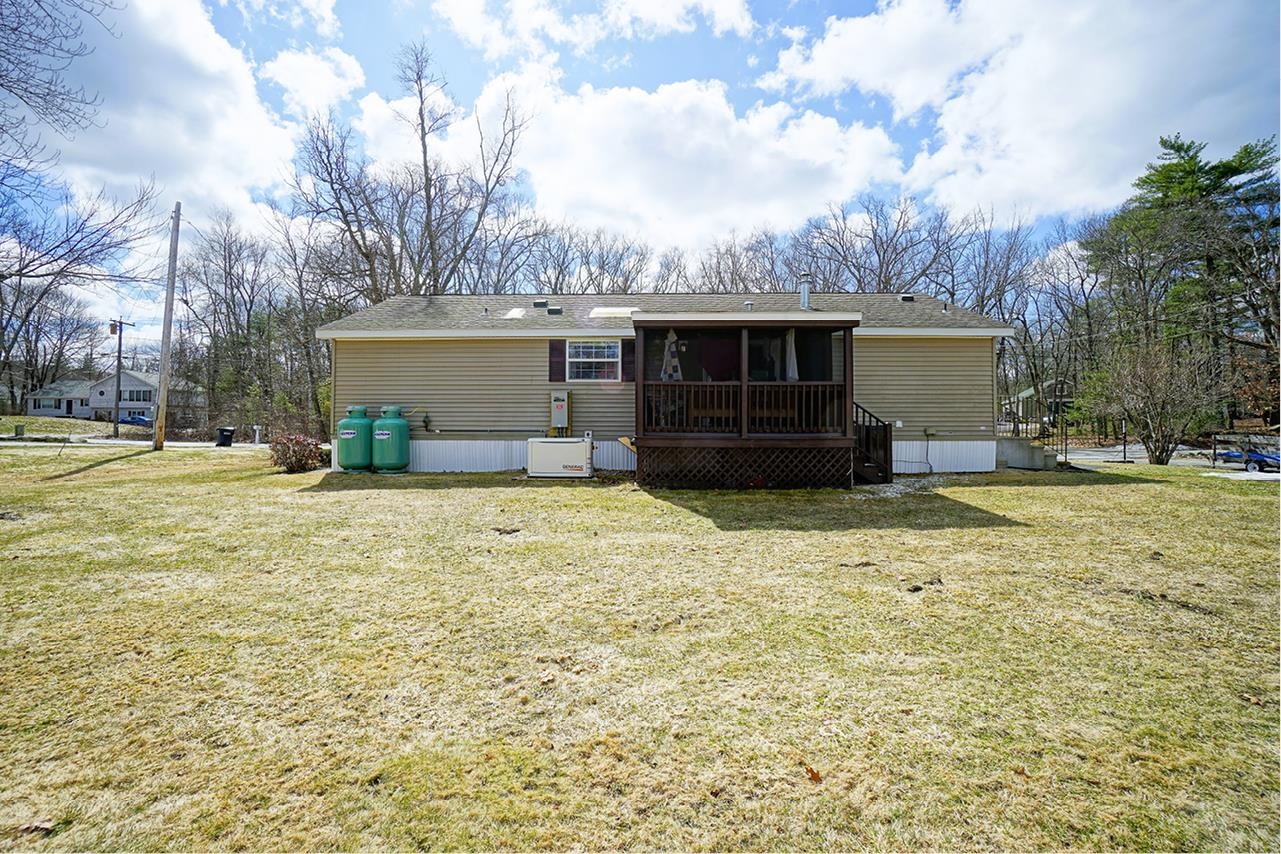 28 West St, Salem, NH 03079
