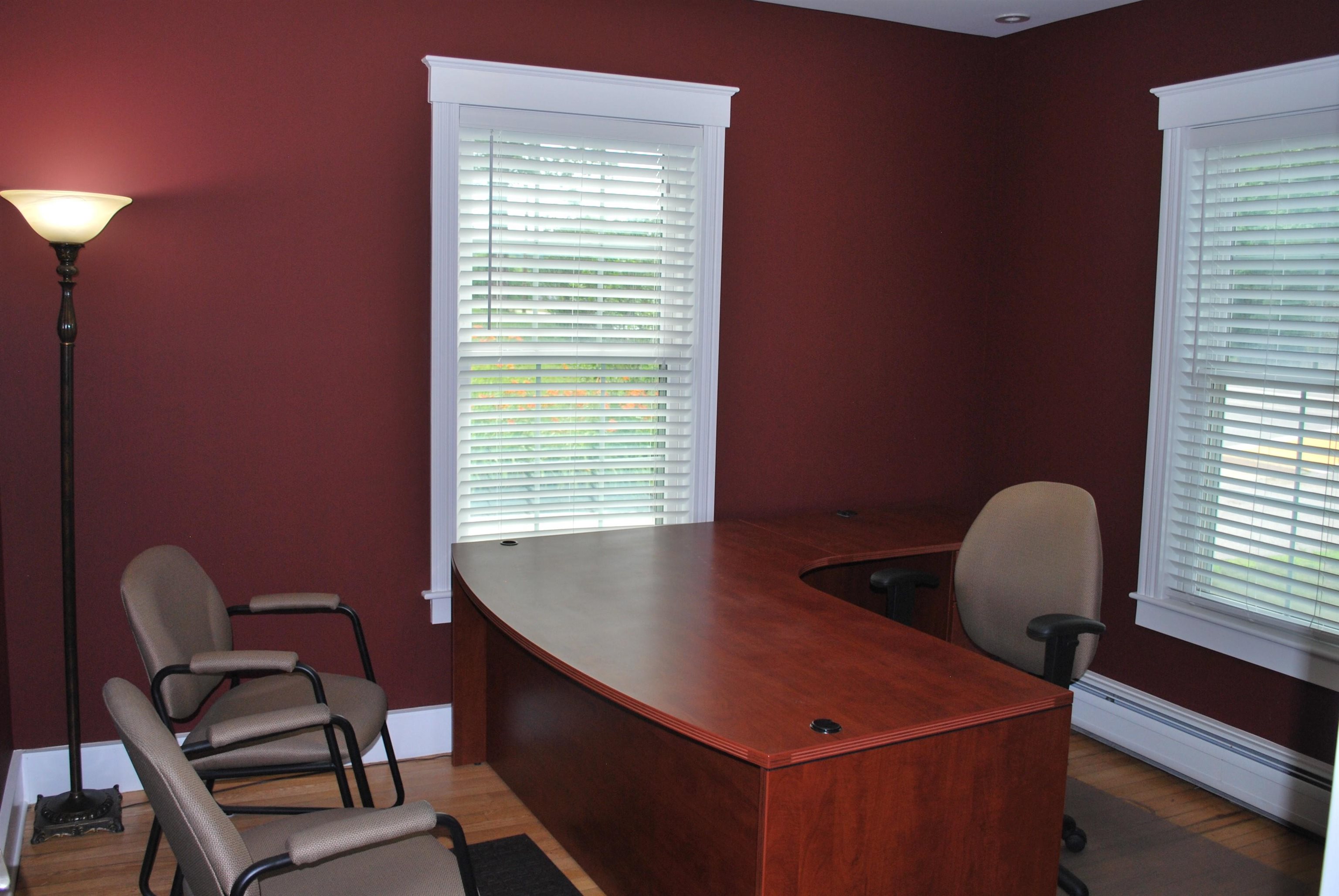 391 W Main St, Tilton, NH 03276