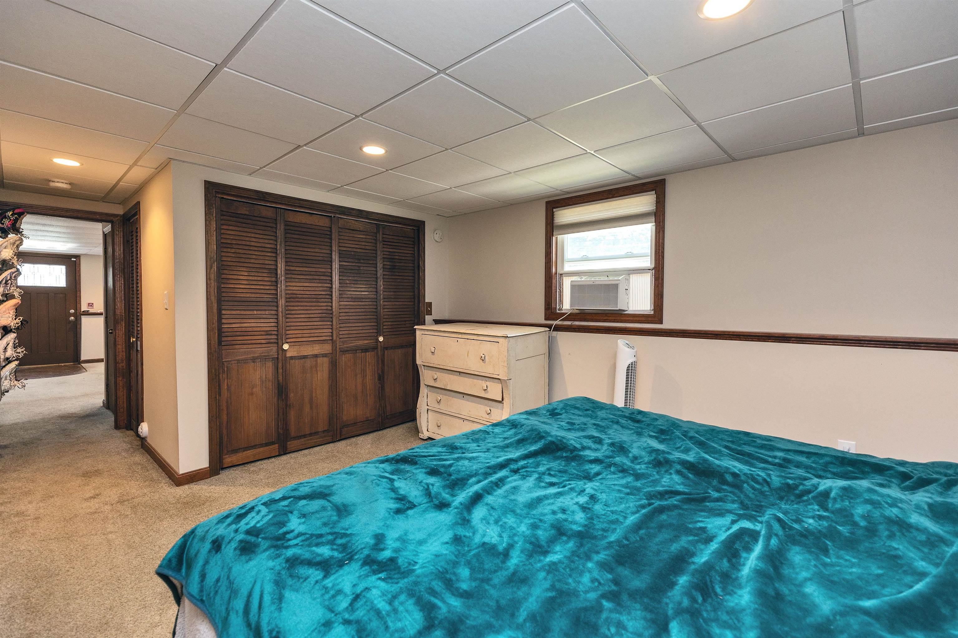 366 Blevens Dr, Manchester, NH 03104