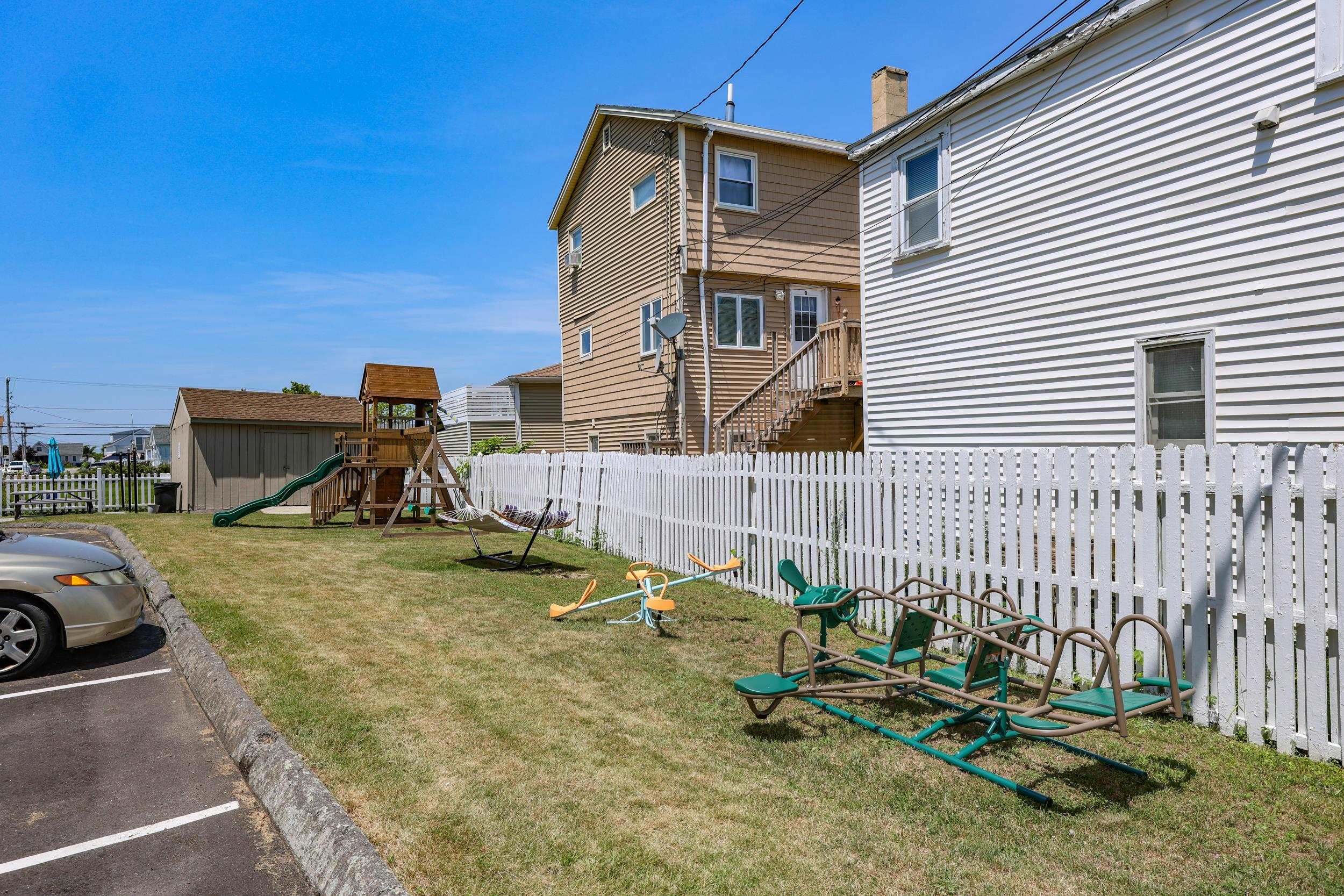 32 Ashworth Ave #437, Hampton, NH 03842