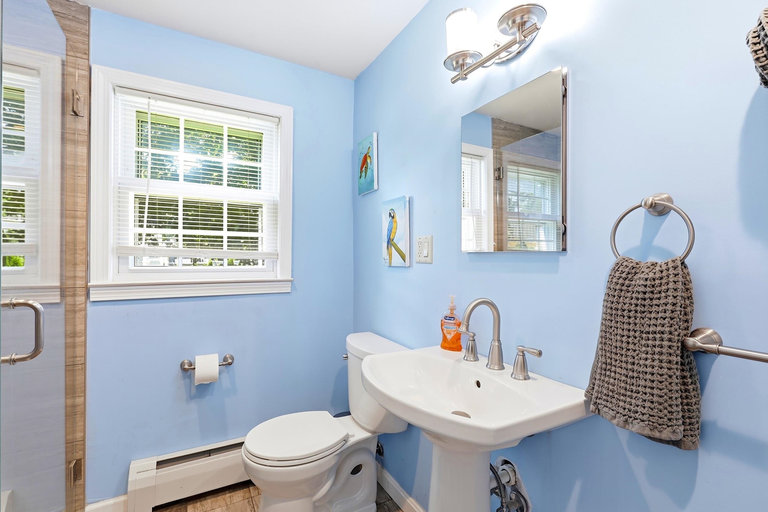 49 Aurore Ave, Manchester, NH 03109
