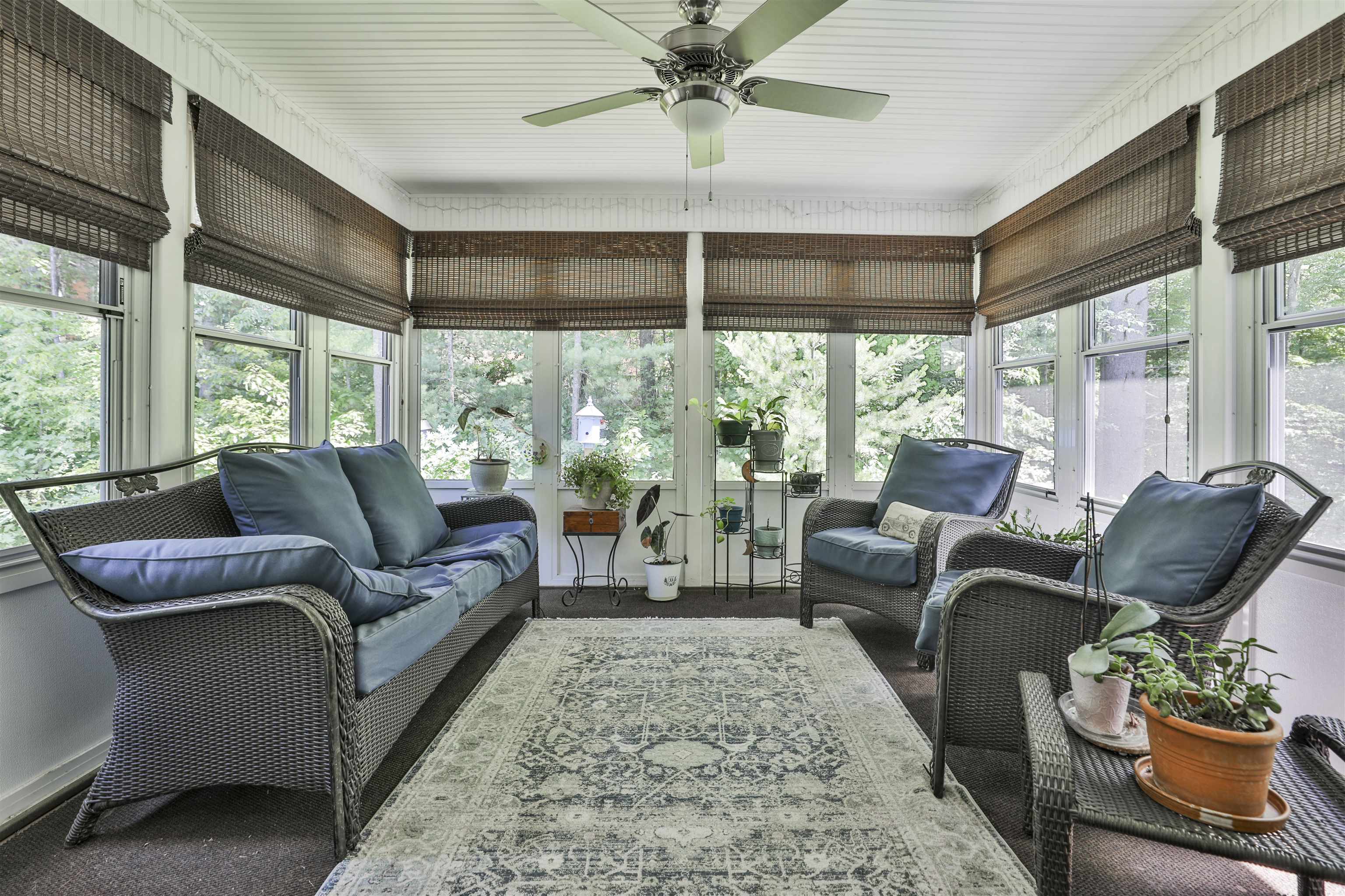 35 Furnival Rd, Nashua, NH 03064