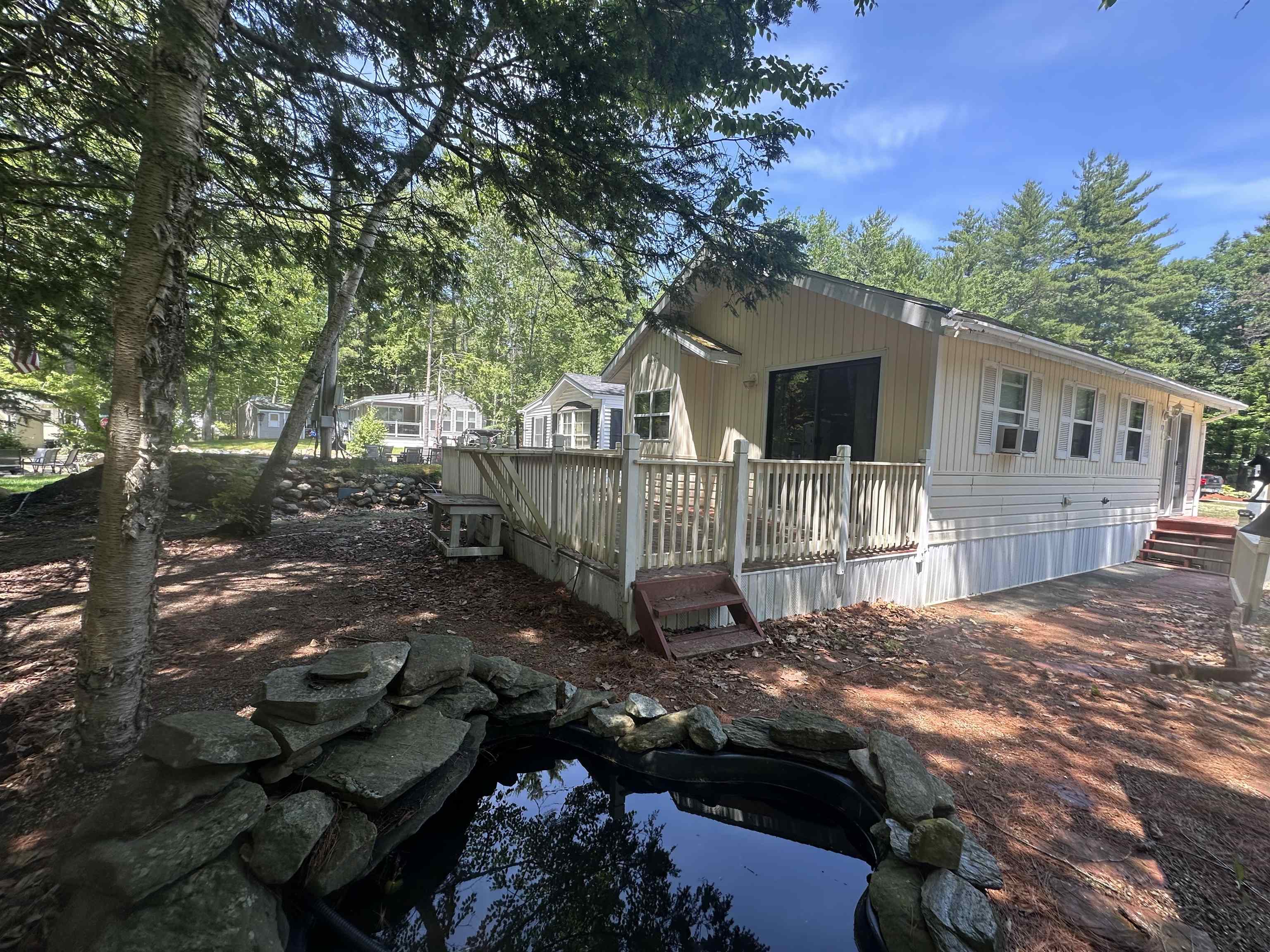 79 Ottawa Ln, Rochester, NH 03867