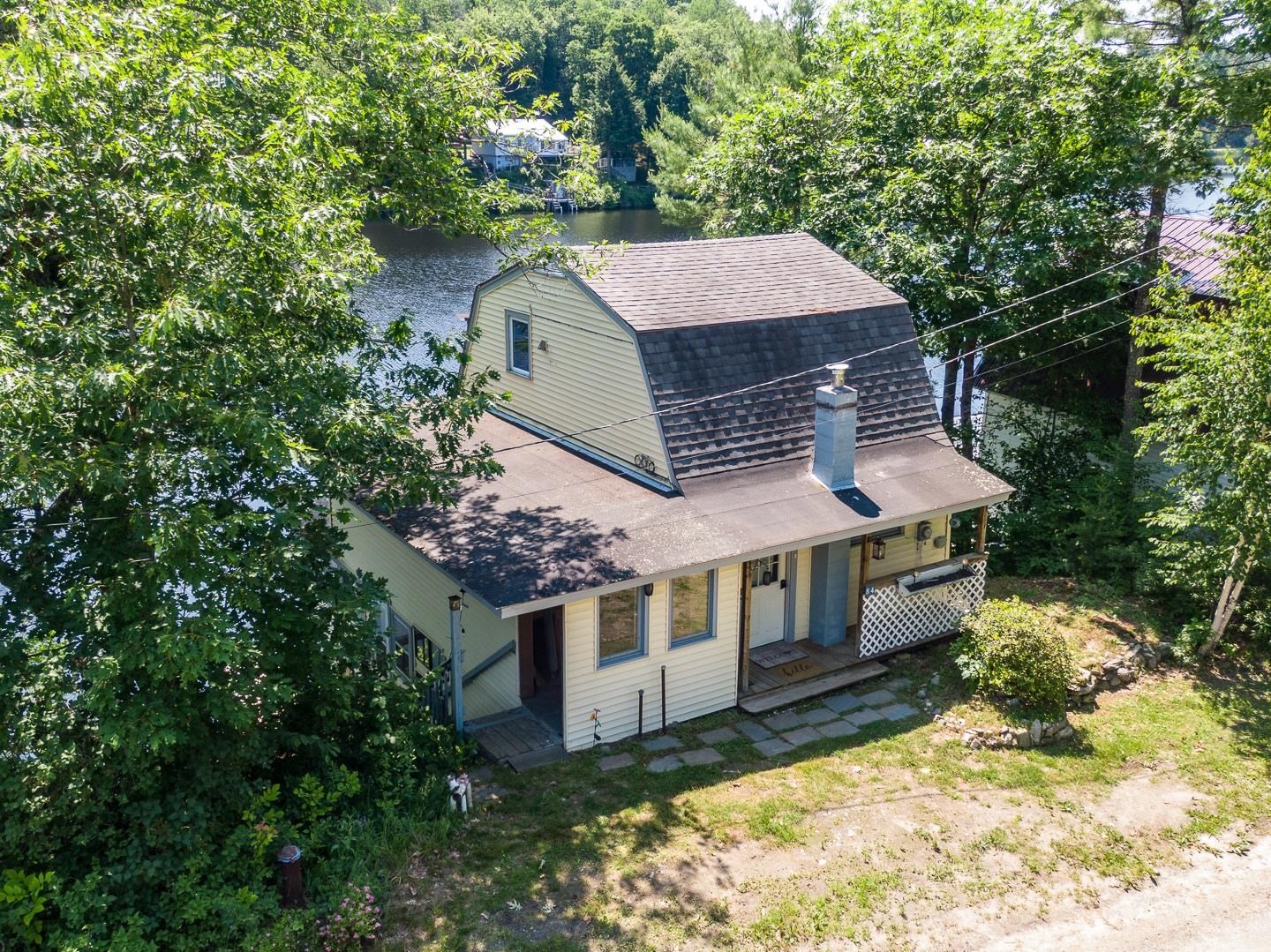 84 Dodge Pond Rd, Lyman, NH 03585