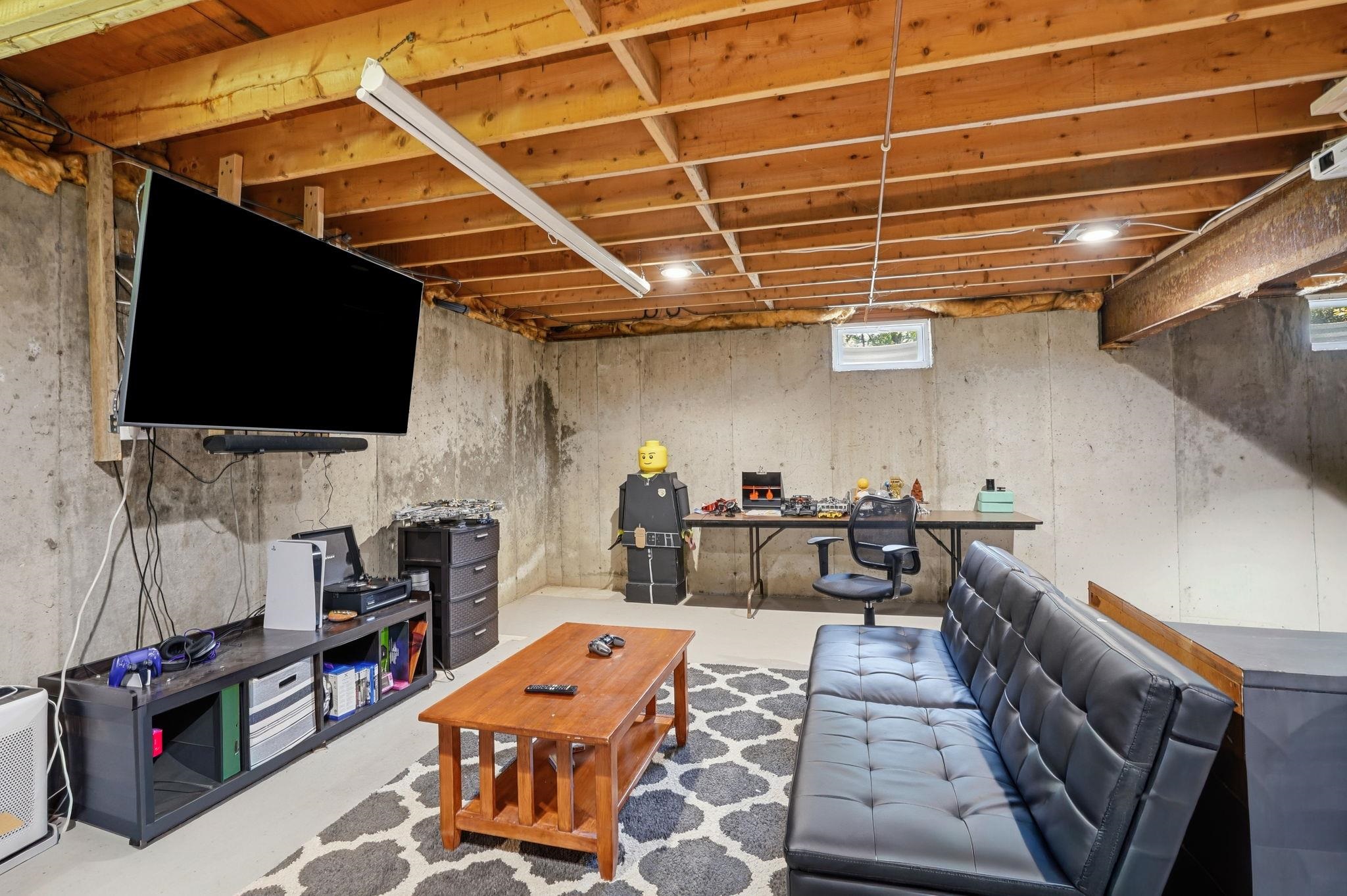 94 Indian Stream Rd, Pittsburg, NH 03592