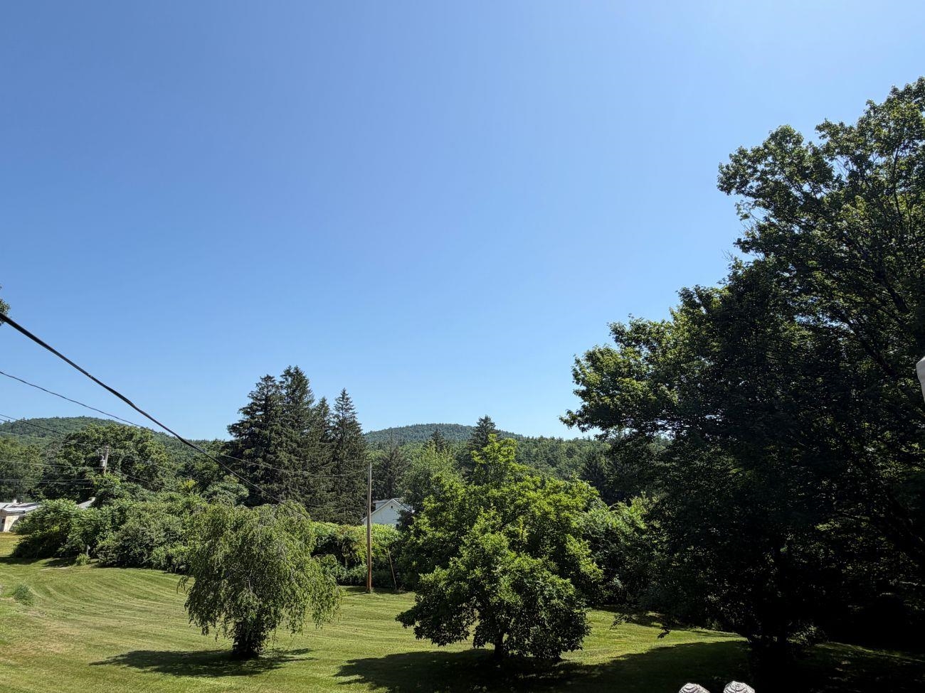 23 Jackson Dr, Hinsdale, NH 03451