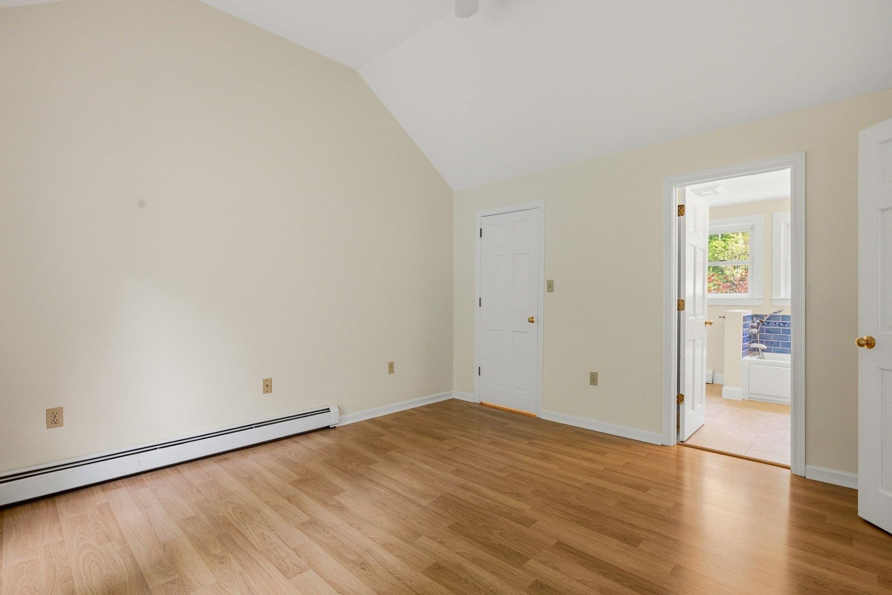 35 Stevens Hill Rd, Nottingham, NH 03290