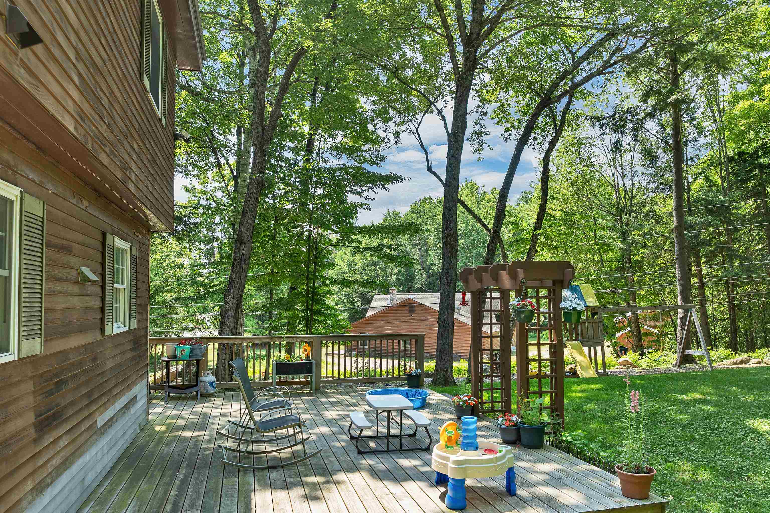 5 Downing Dr, Woodstock, NH 03262