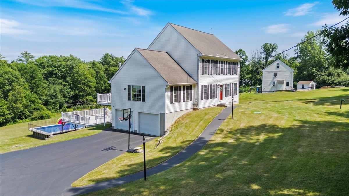 248 Grant Rd, Newmarket, NH 03857