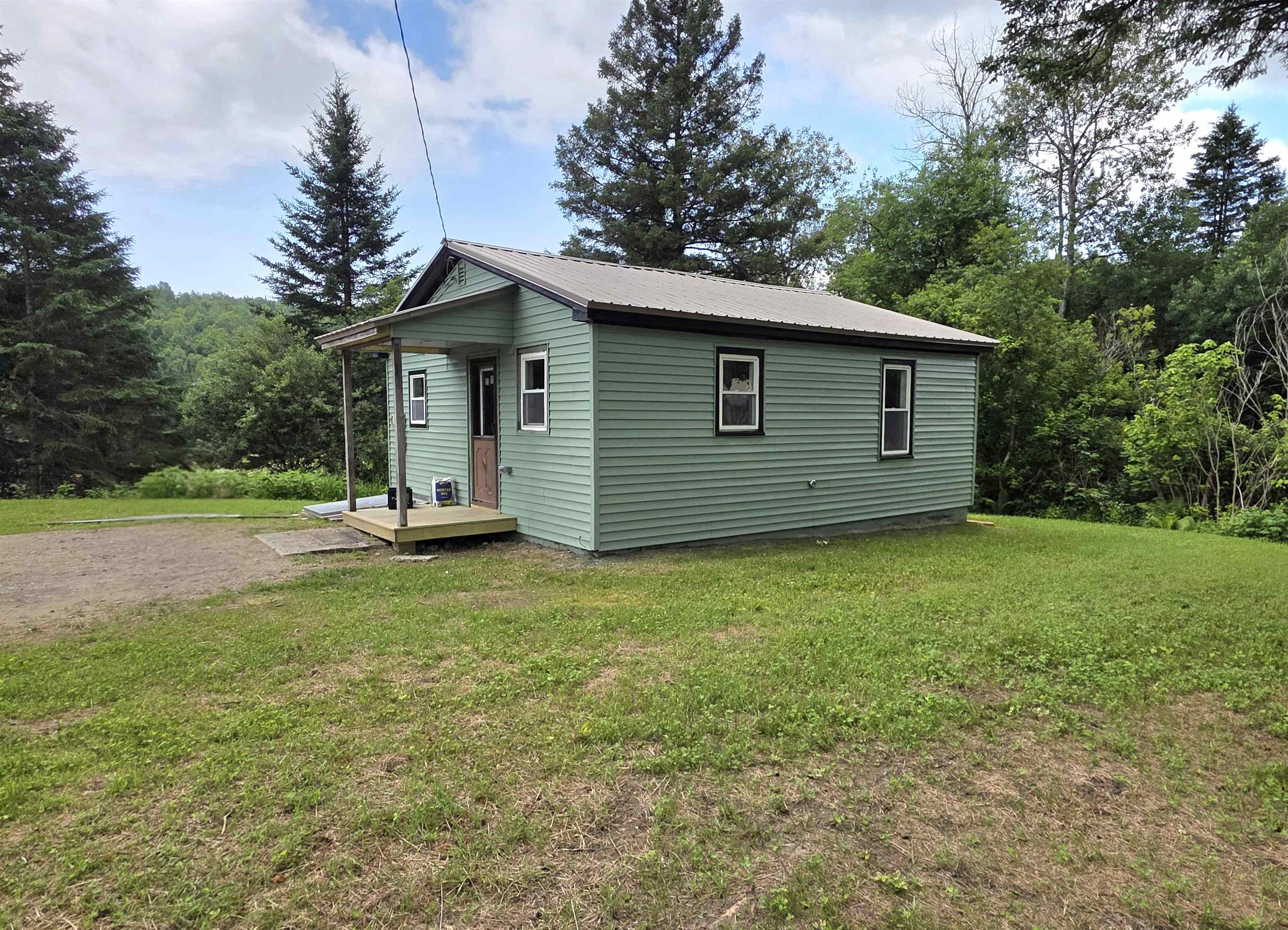 400 New Hampshire Route 26, Colebrook, NH 03576