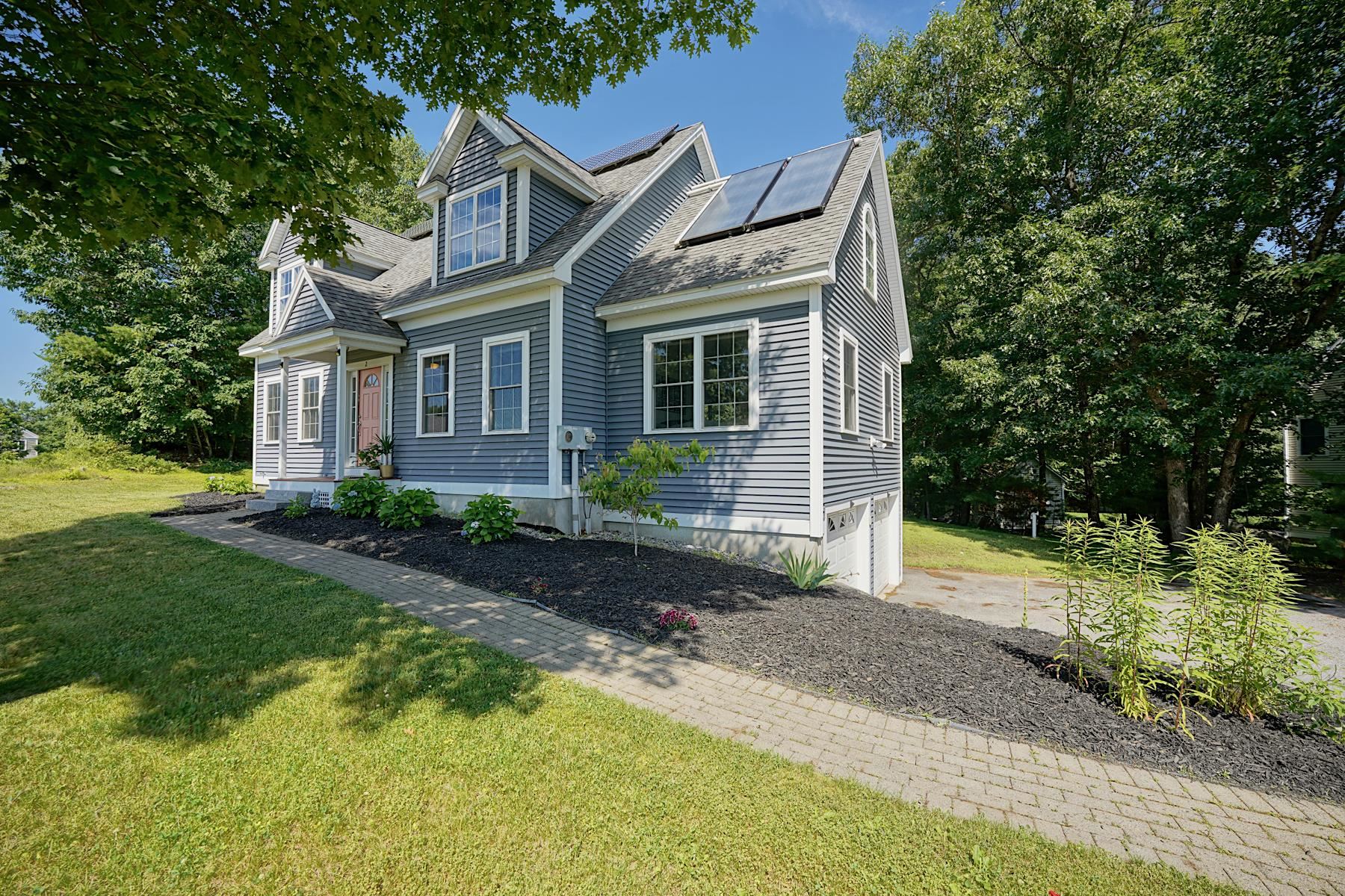 2 Wood Ridge Ln, Exeter, NH 03833