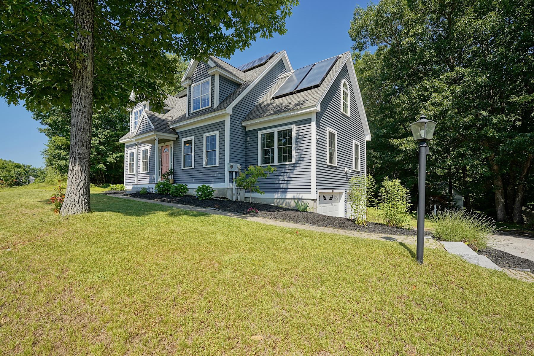 2 Wood Ridge Ln, Exeter, NH 03833