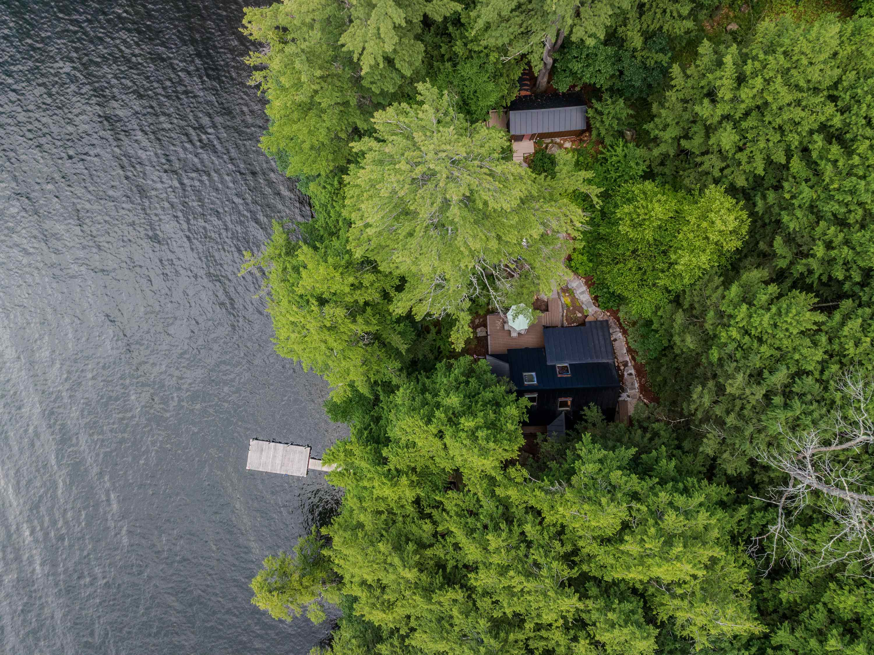 16 Hemlock Way, Holderness, NH 03245