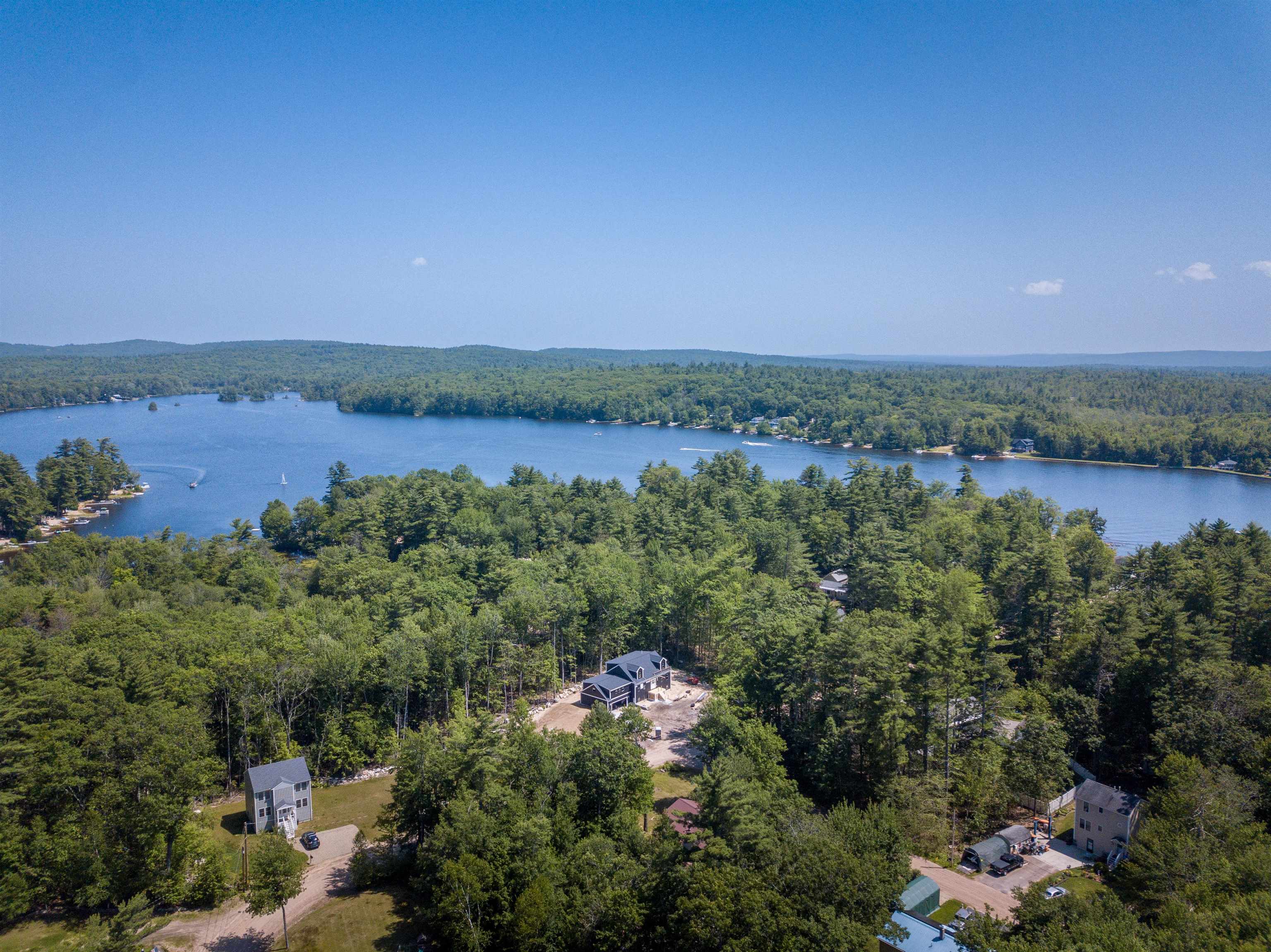 73 Spruce Rd, Middleton, NH 03887