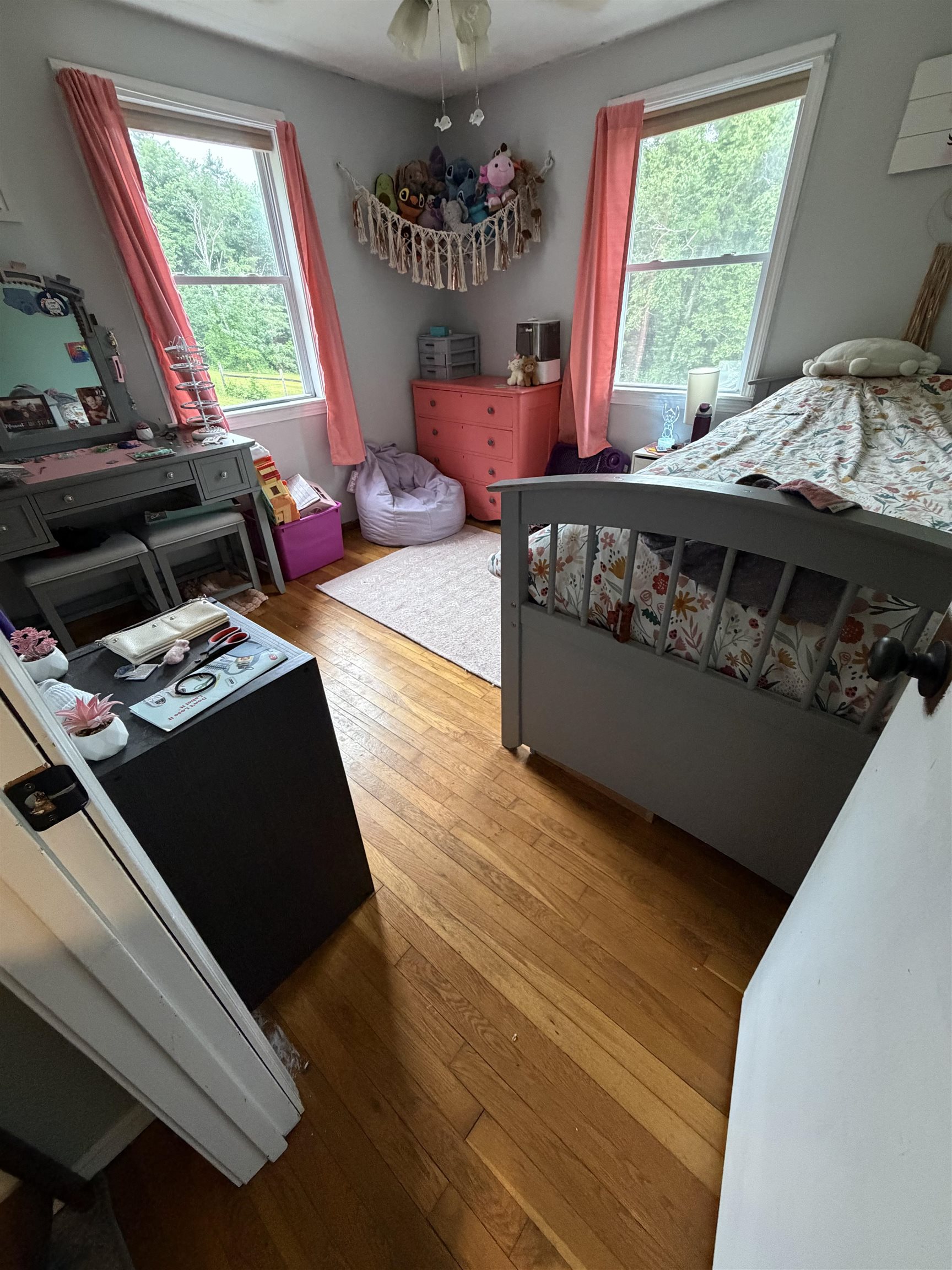 65 Pleasant St, Antrim, NH 03440