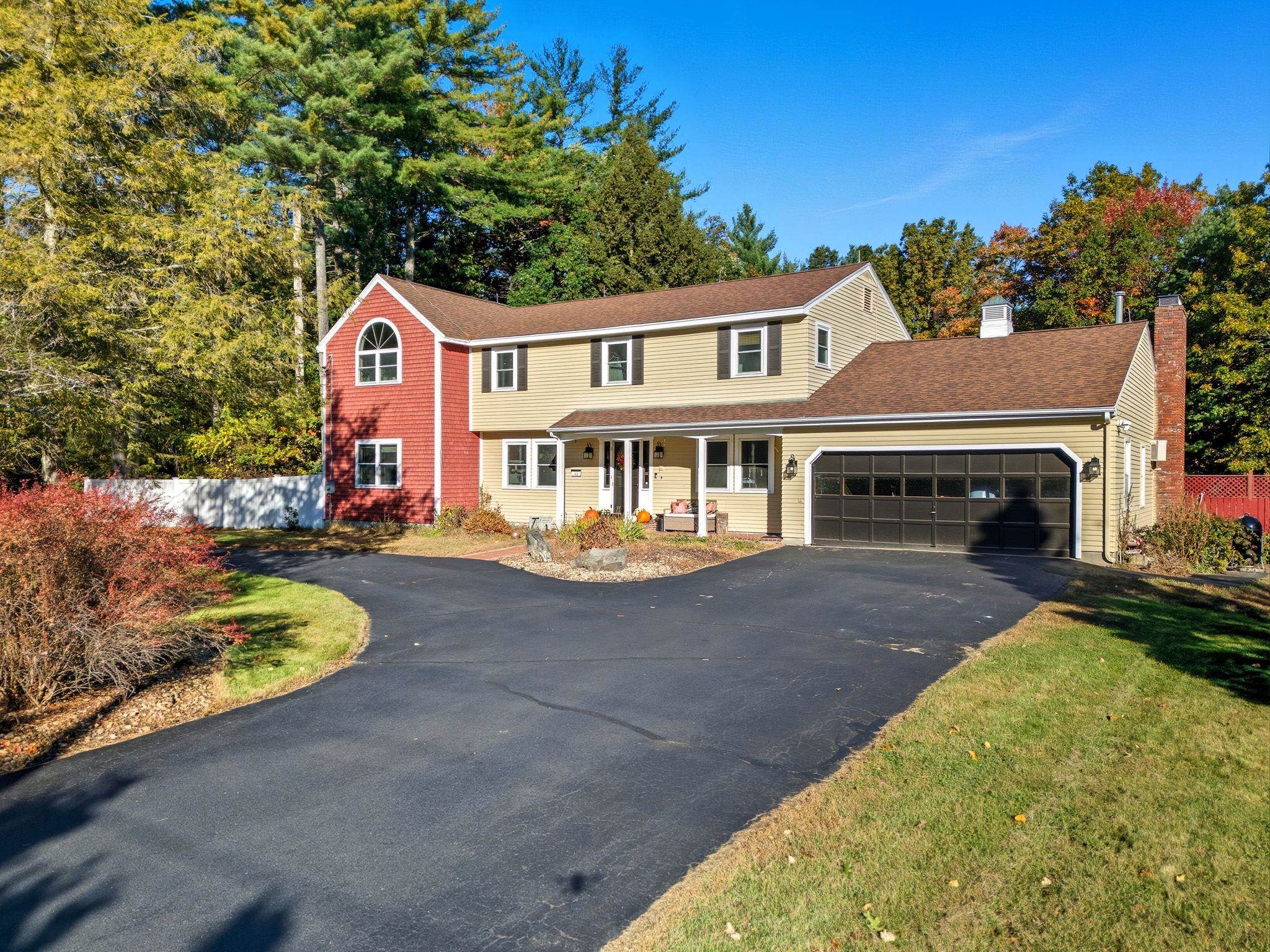 11 Wendover Way, Bedford, NH 03110