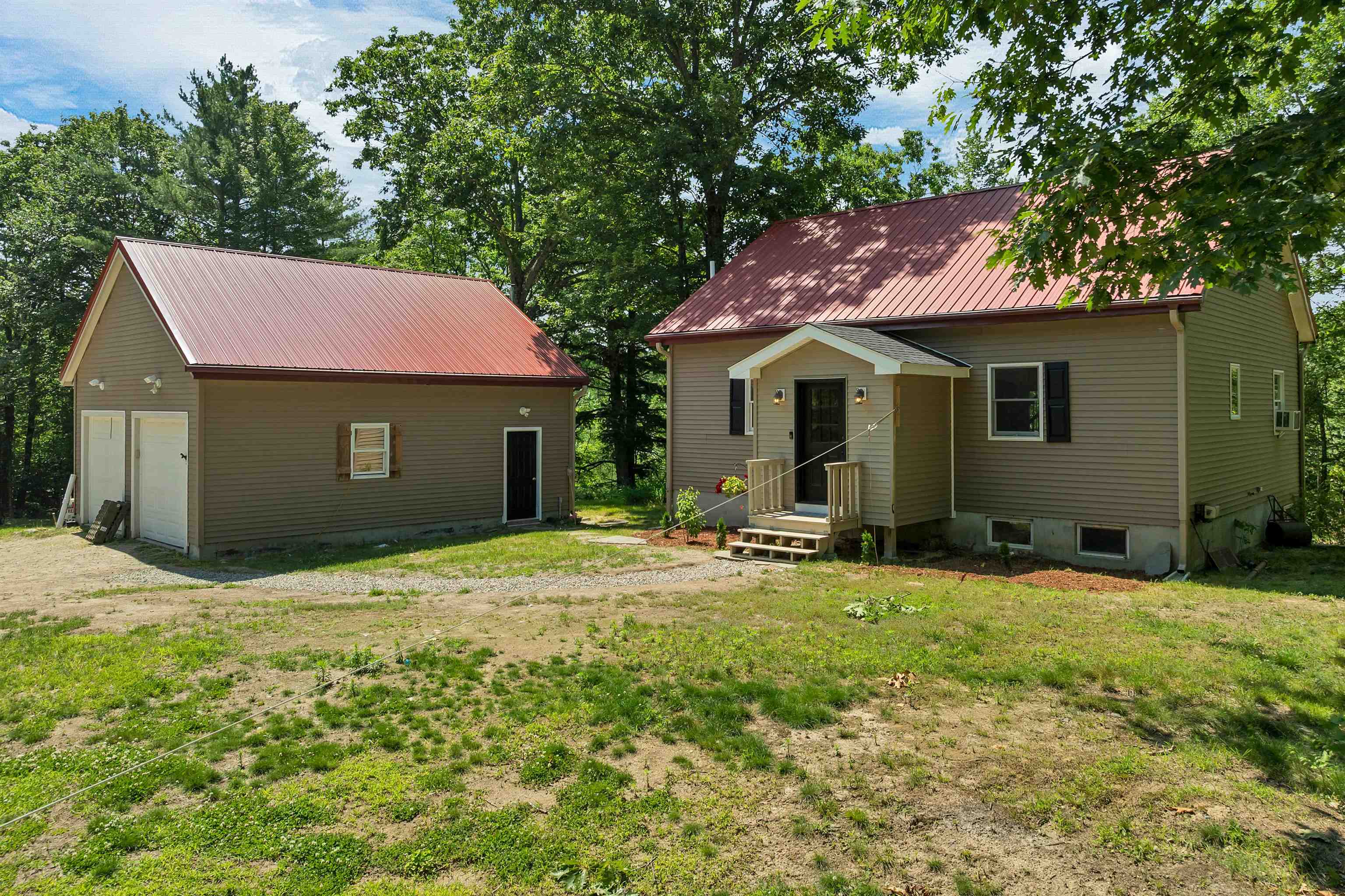 258 Pine River Rd, Effingham, NH 03882