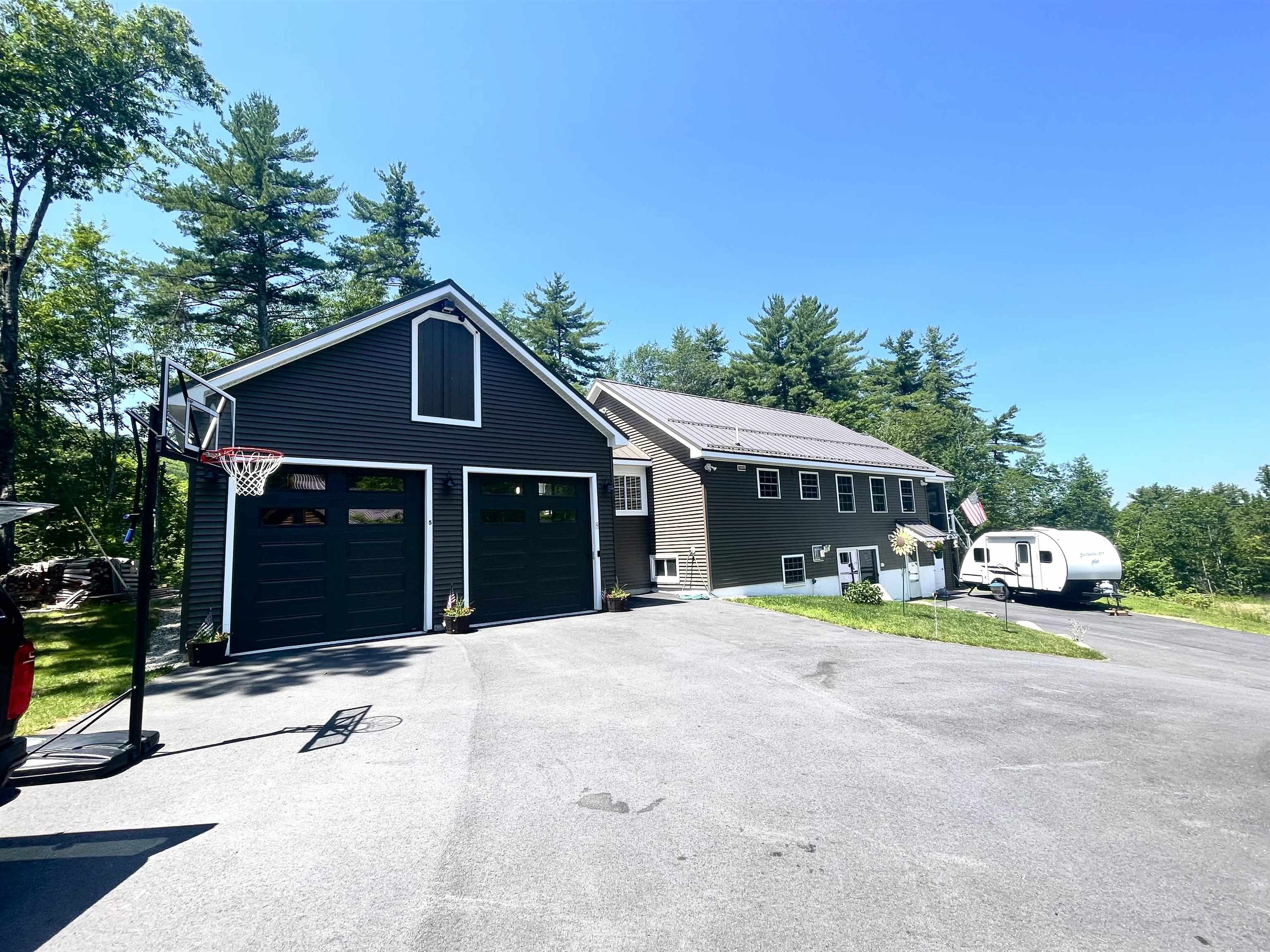 5 South Cove Rd, Wakefield, NH 03872