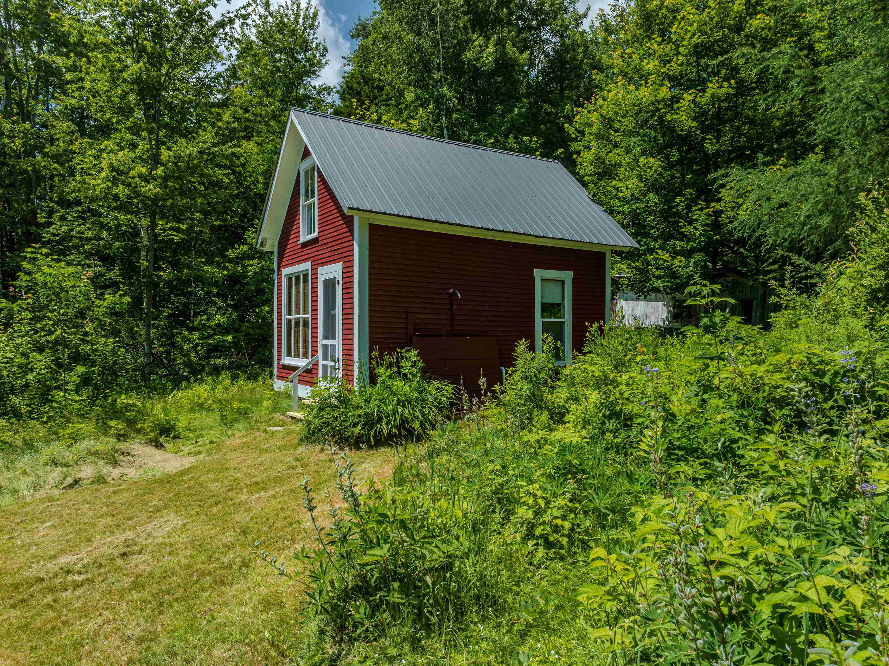 145 Ingerson Rd, Jefferson, NH 03583