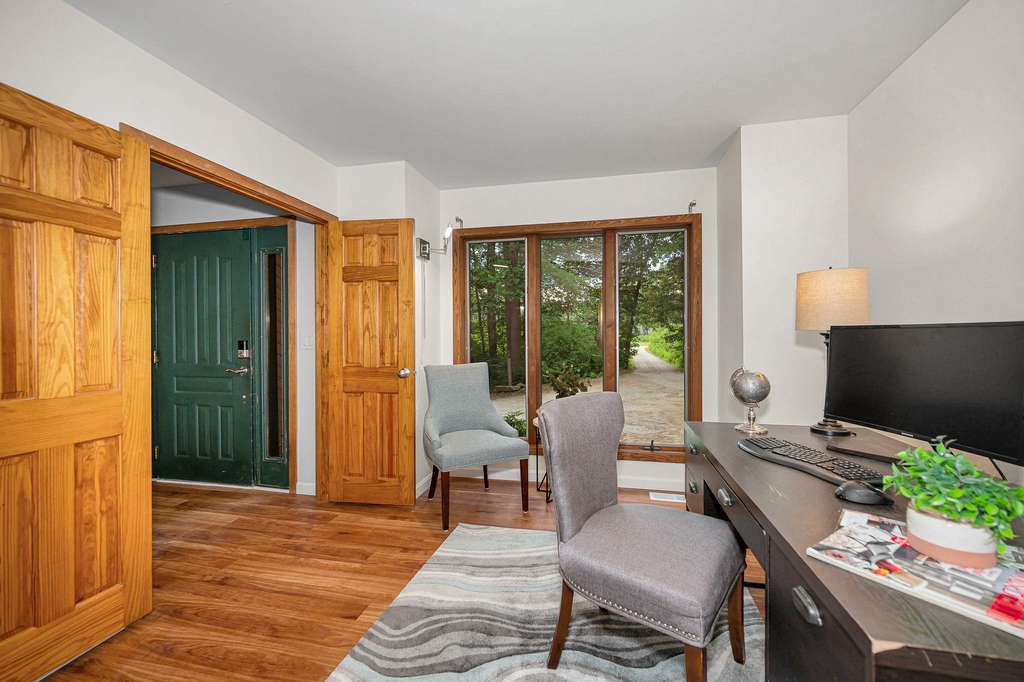 10 Shelly Dr, Pelham, NH 03076